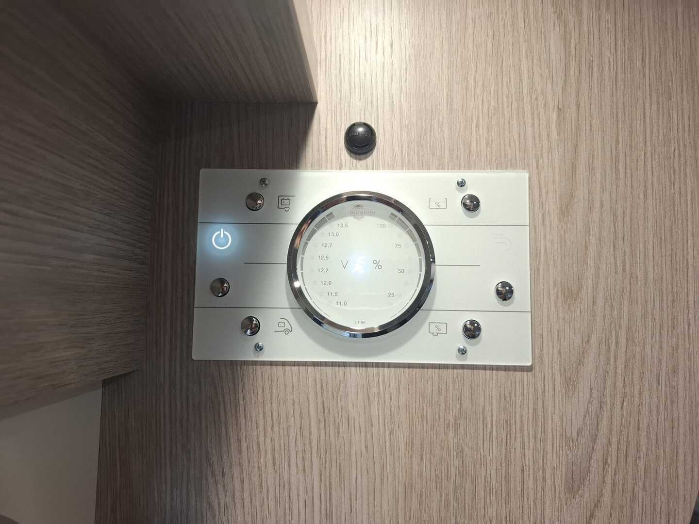 BÜRSTNER Lyseo Time T690 G Skyline Edition 2025