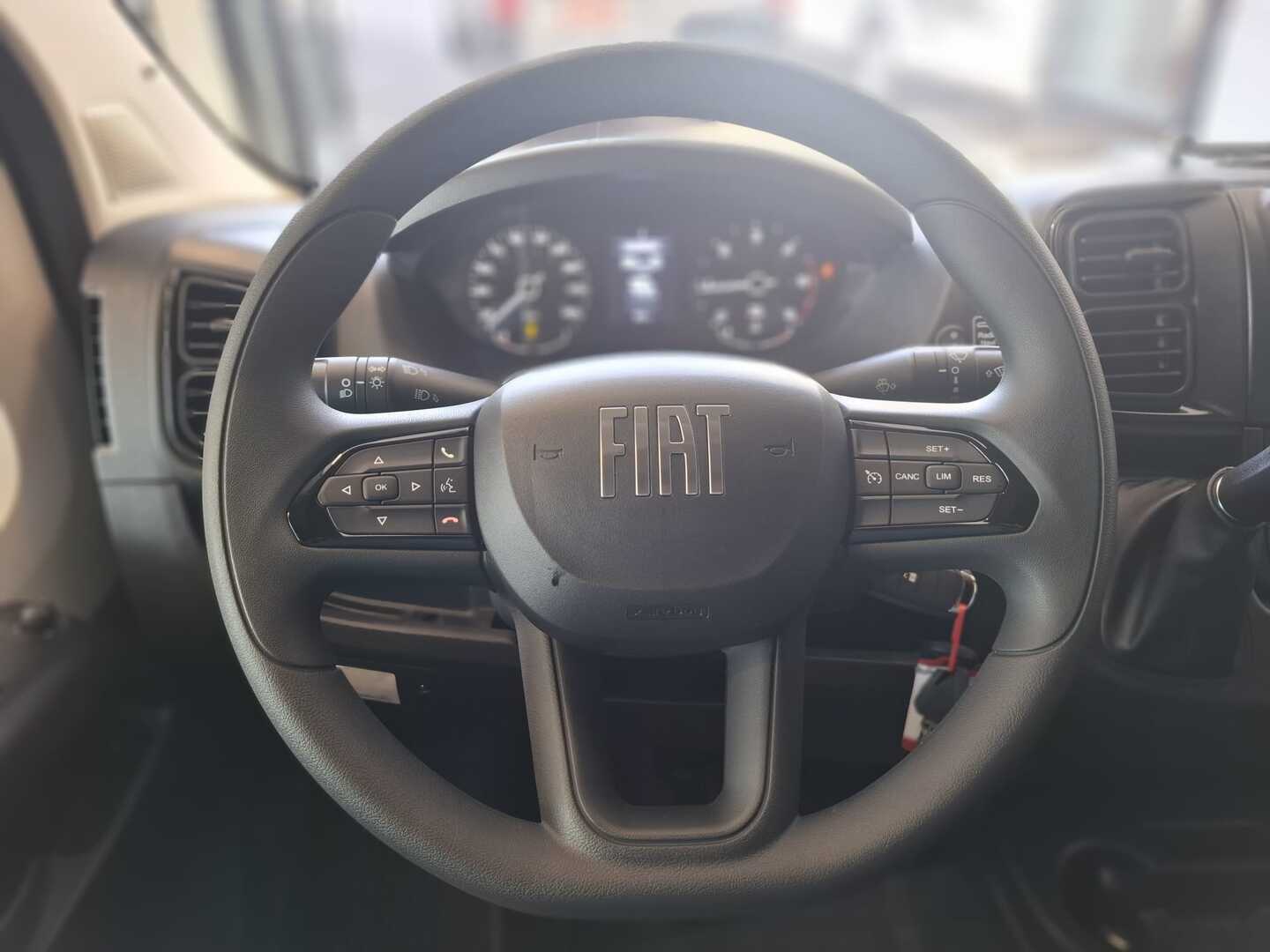 BÜRSTNER Lyseo Time T690 G Skyline Edition 2025