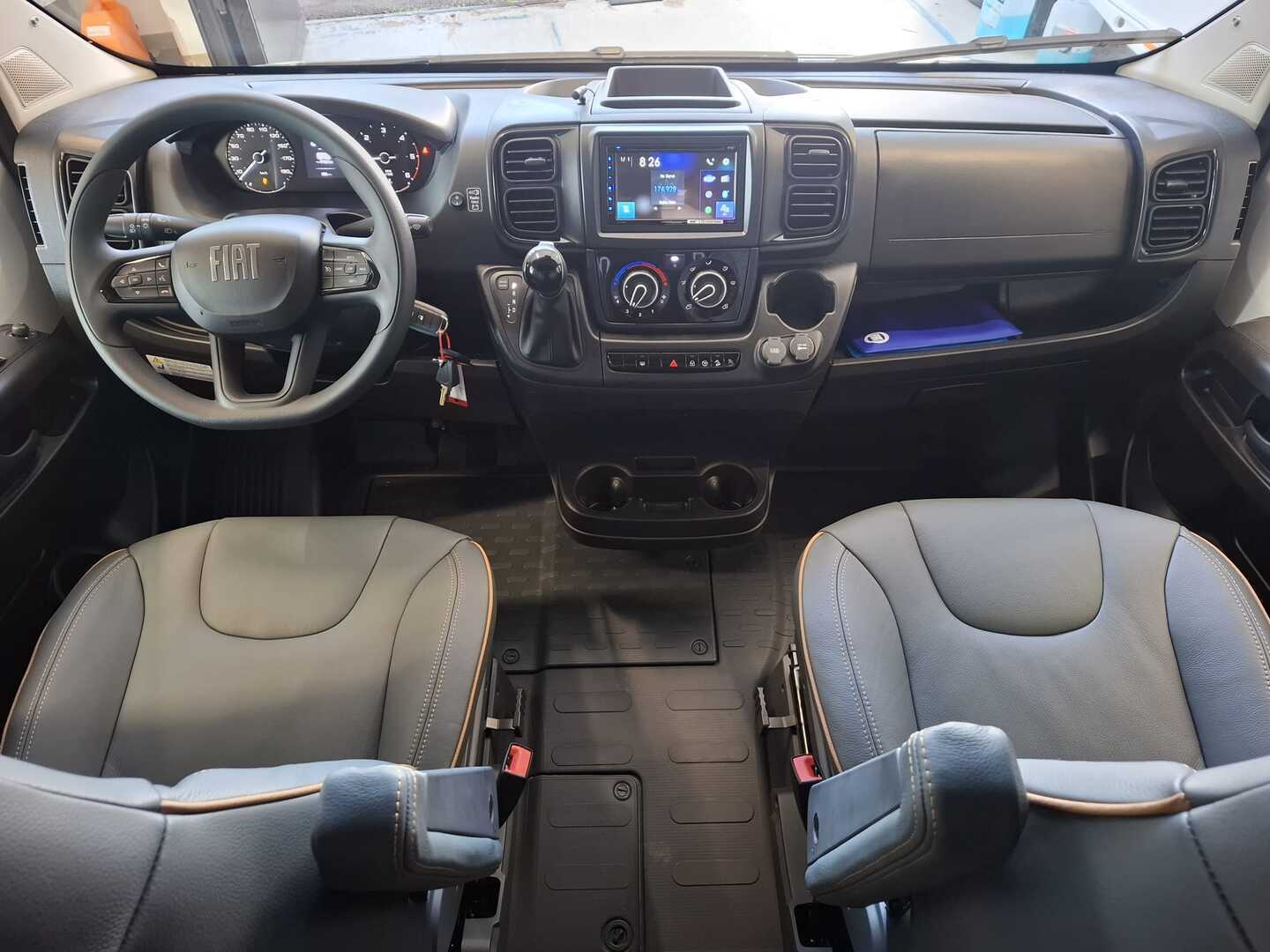 BÜRSTNER Lyseo Time T690 G Skyline Edition 2025