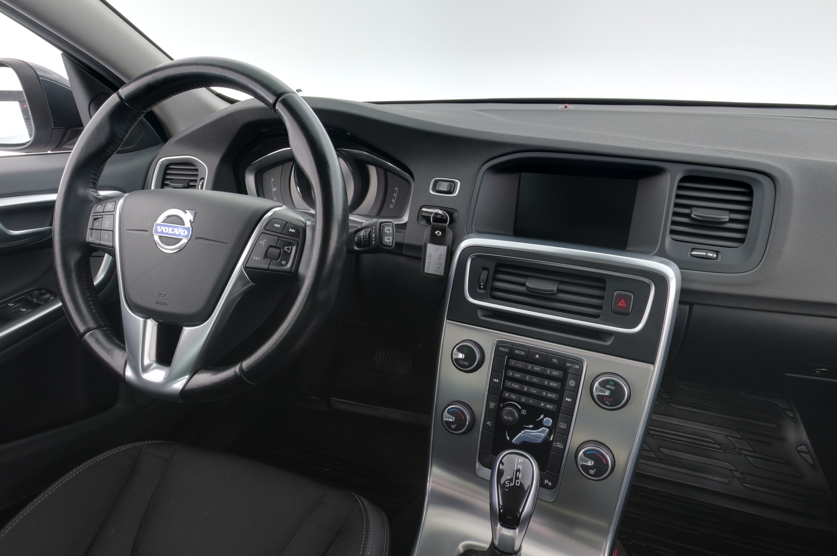VOLVO V60 2014
