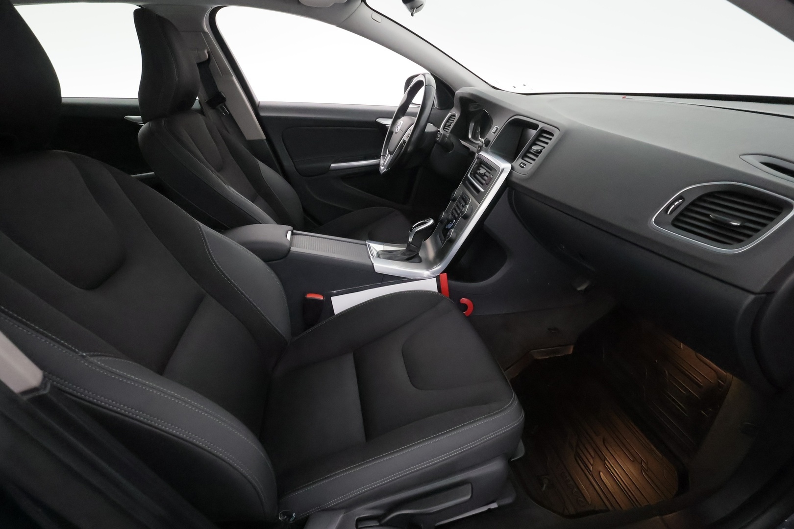 VOLVO V60 2014