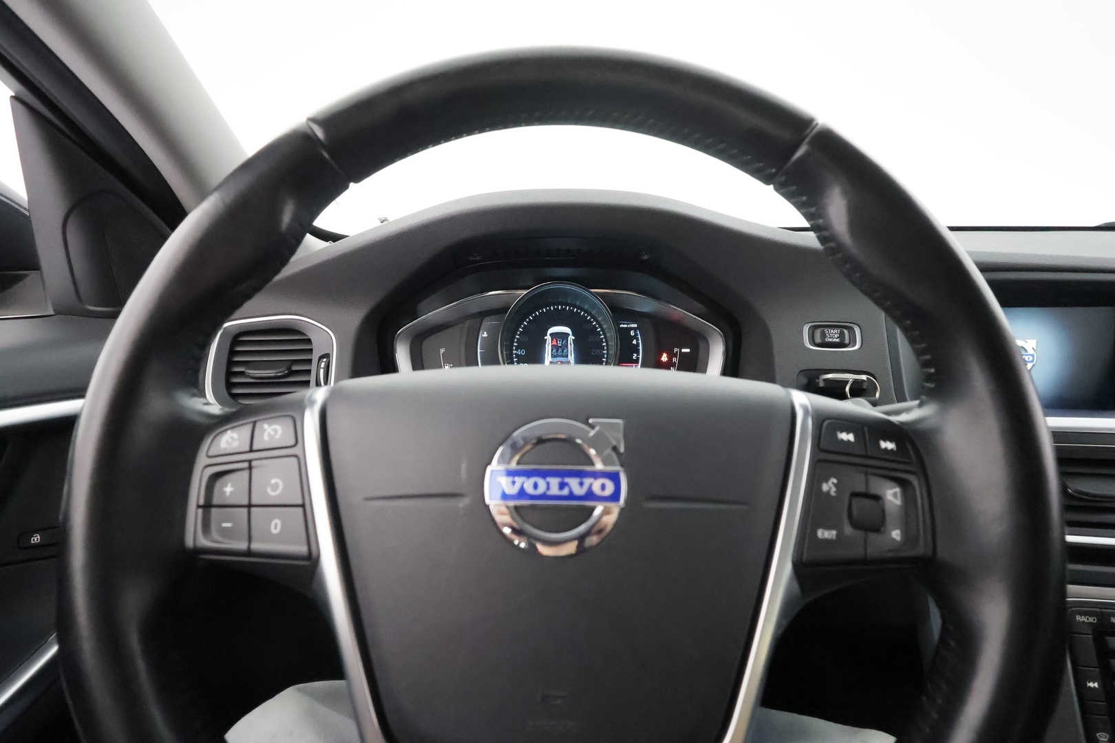 VOLVO V60 2014