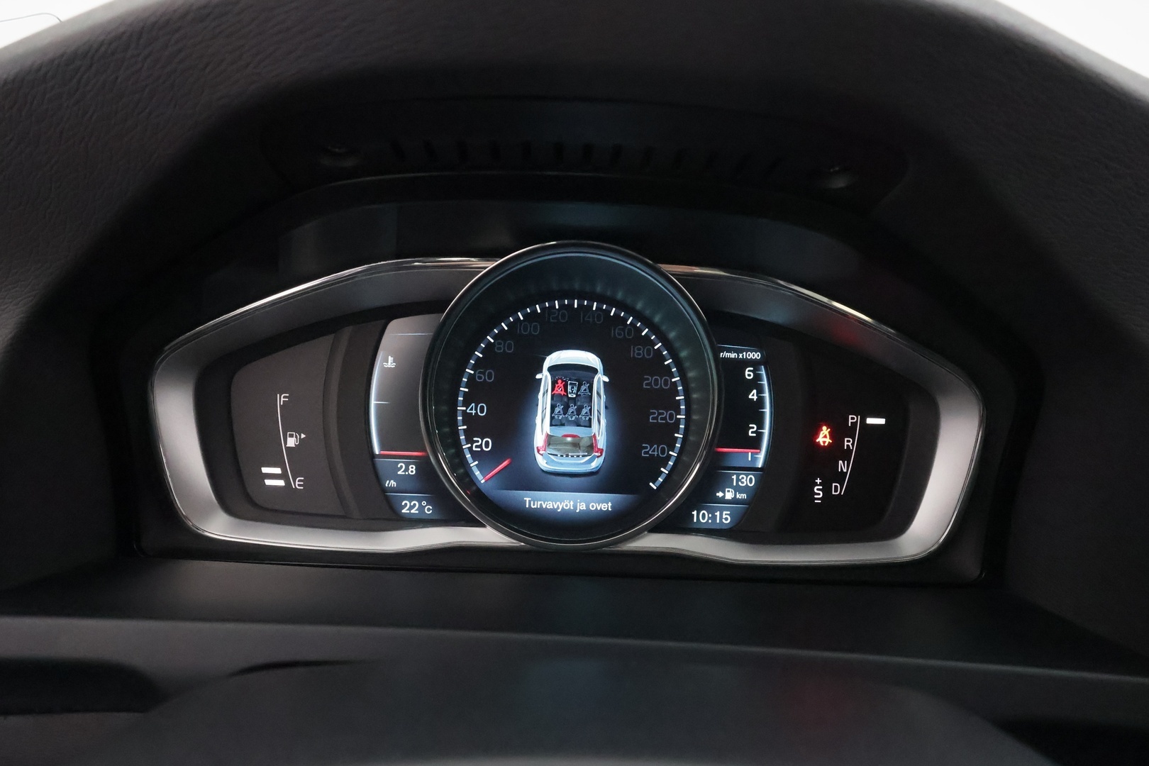 VOLVO V60 2014