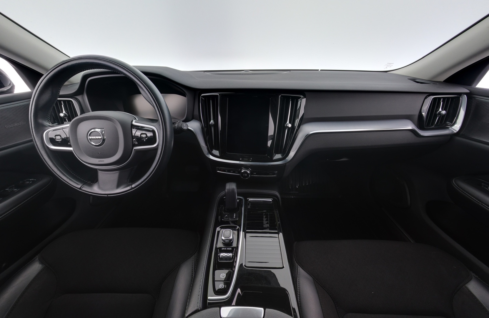 VOLVO V60 2020