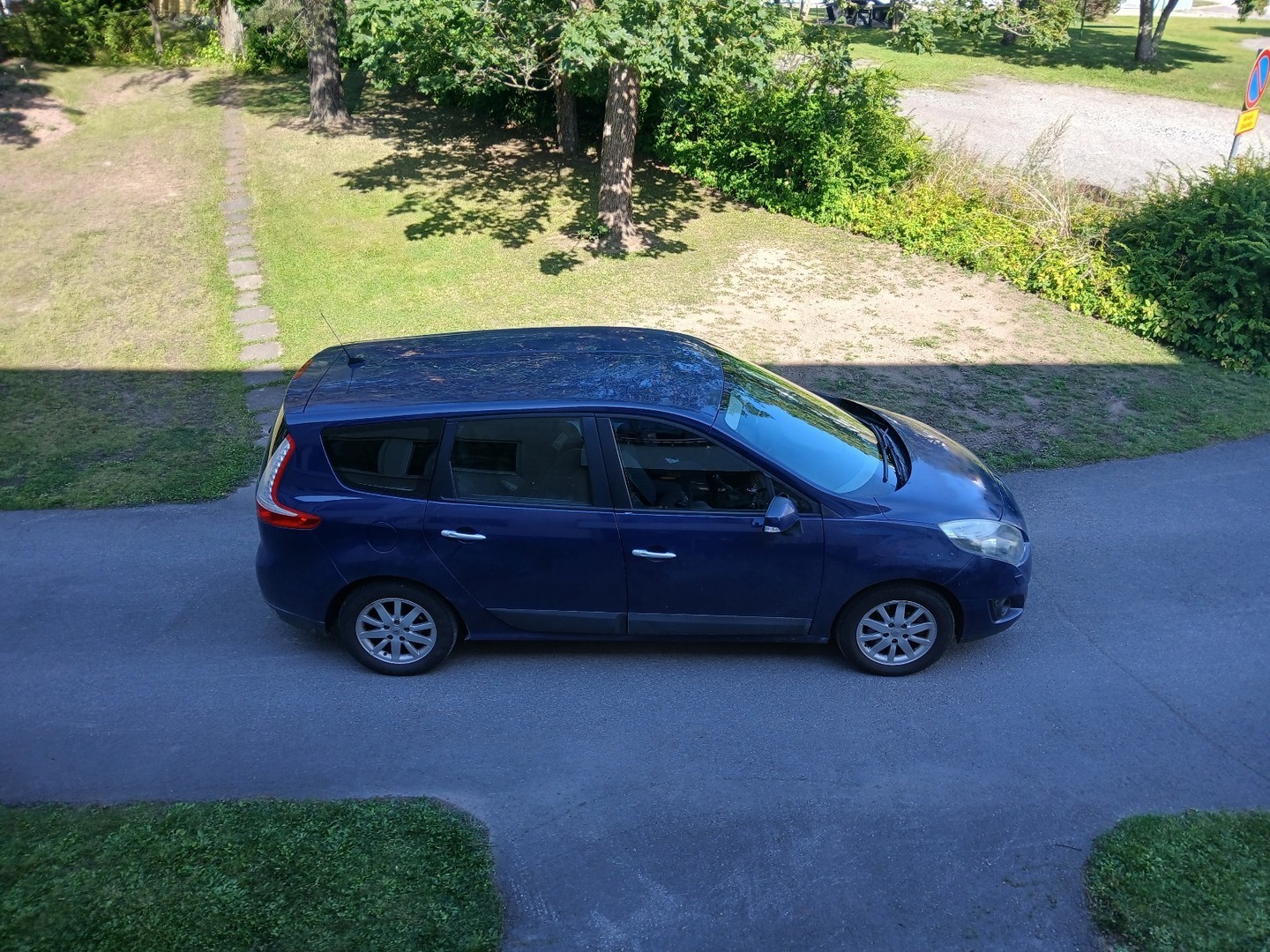 RENAULT Grand Scenic 2010