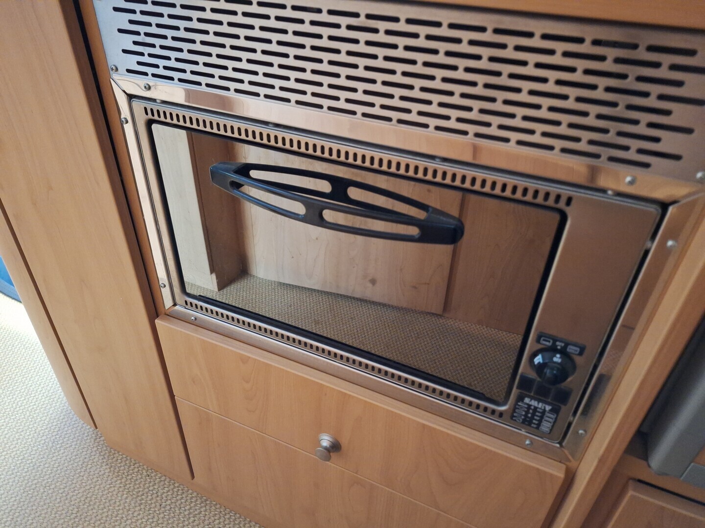 BÜRSTNER Delfin 2005