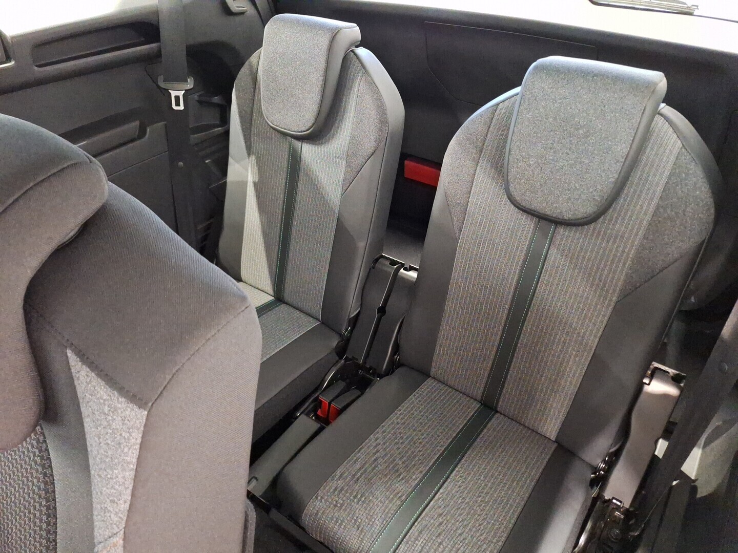 PEUGEOT 5008 2018