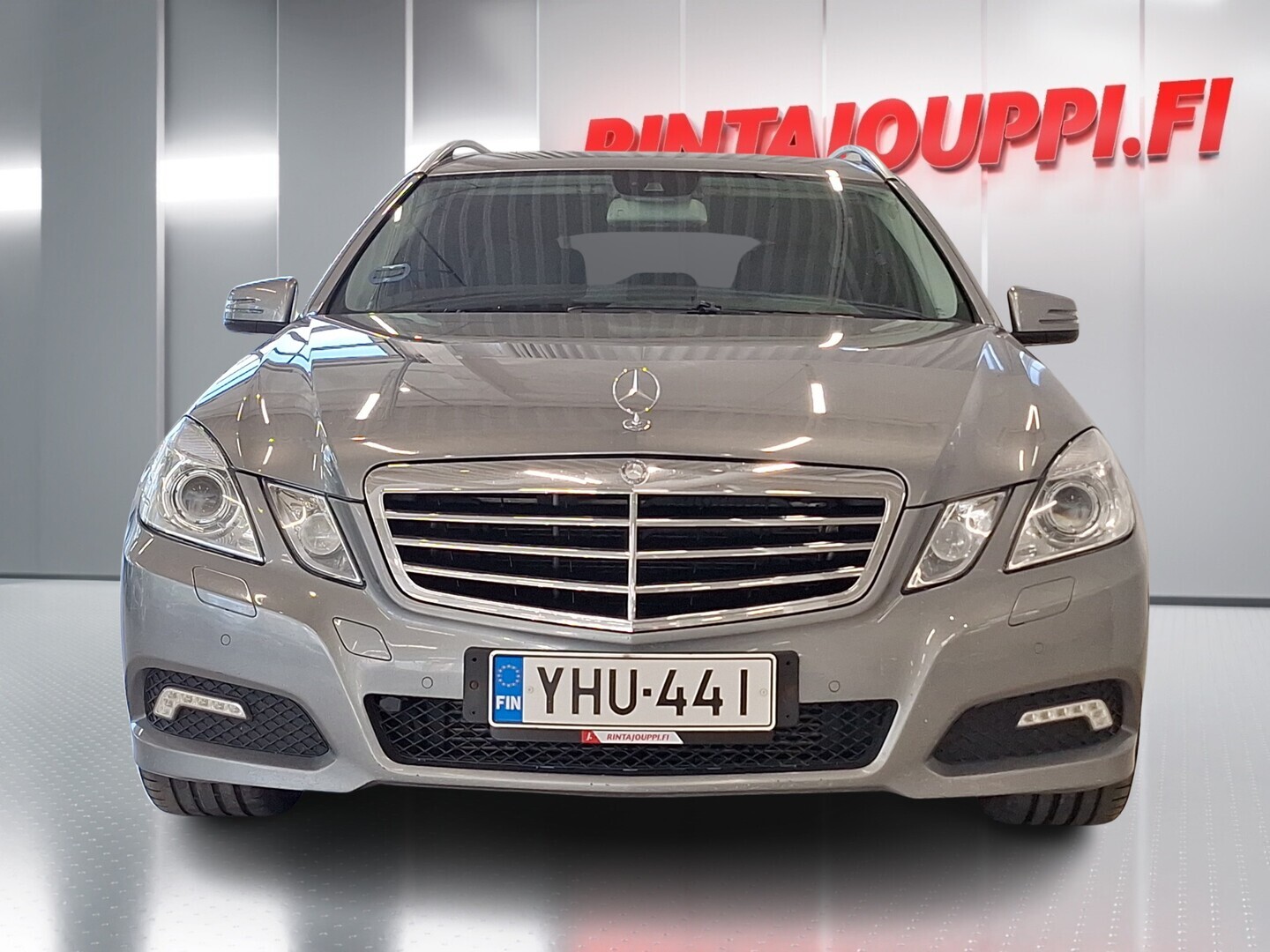 MERCEDES-BENZ E 2010