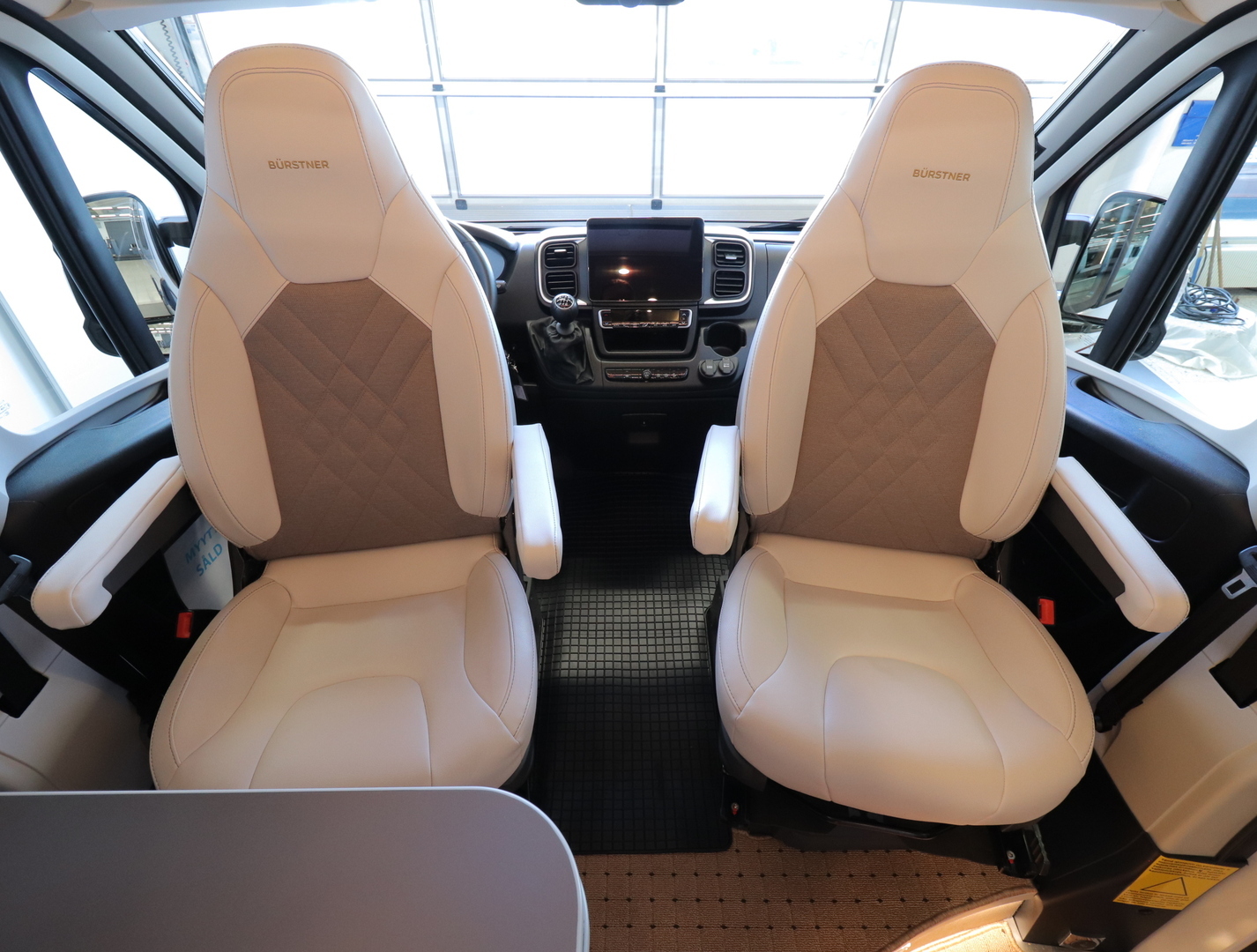 BÜRSTNER Eliseo 600 2024