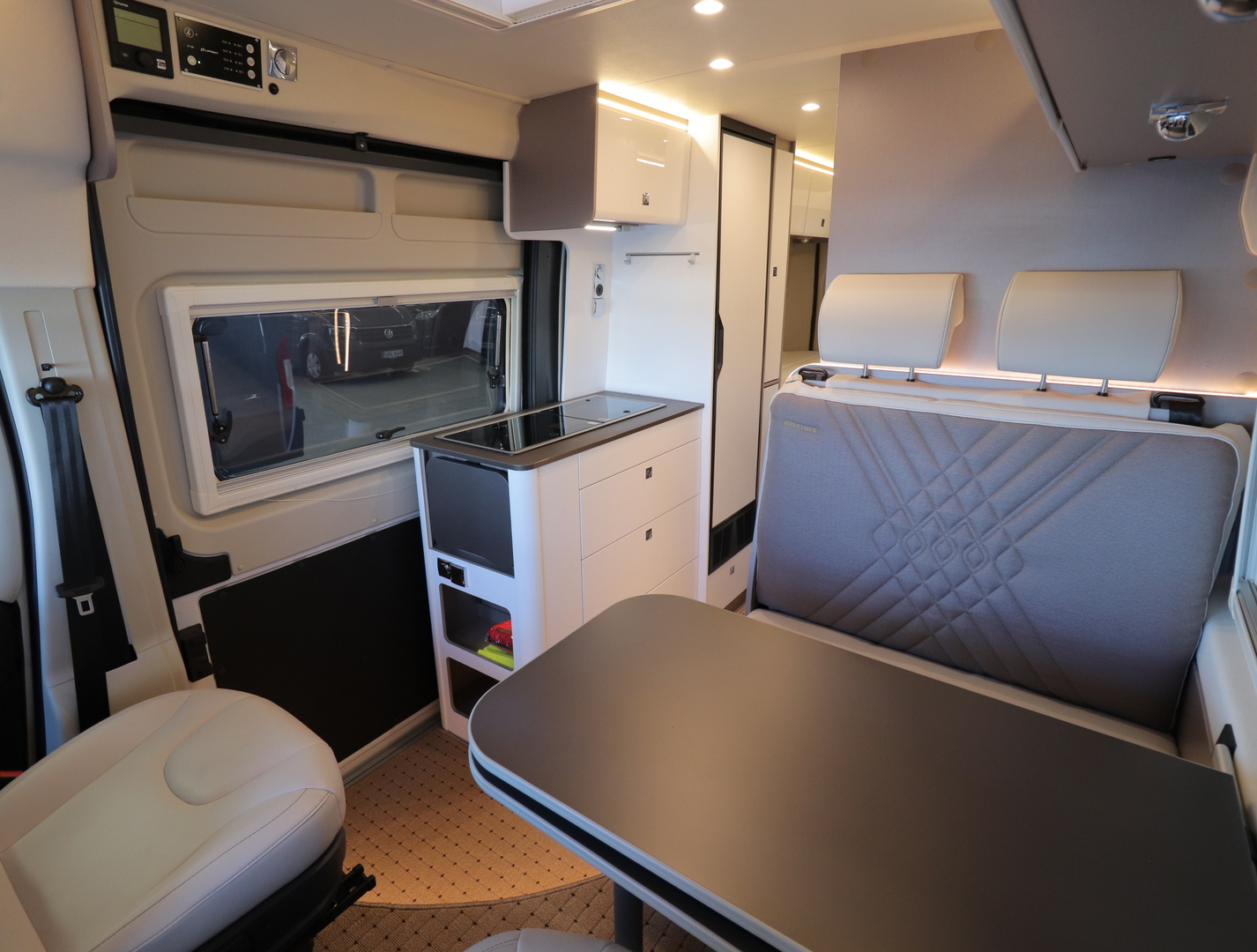 BÜRSTNER Eliseo 600 2024