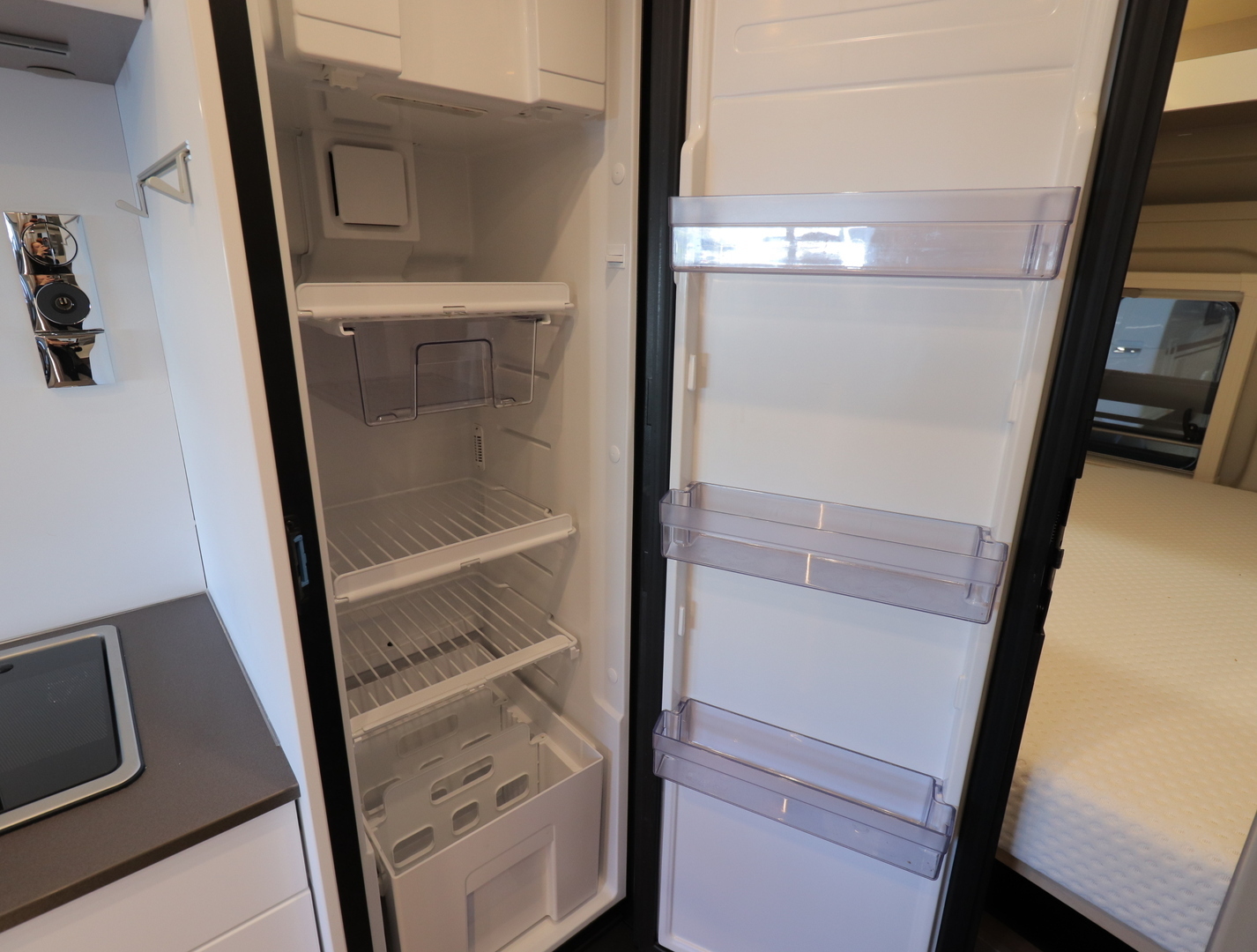 BÜRSTNER Eliseo 600 2024