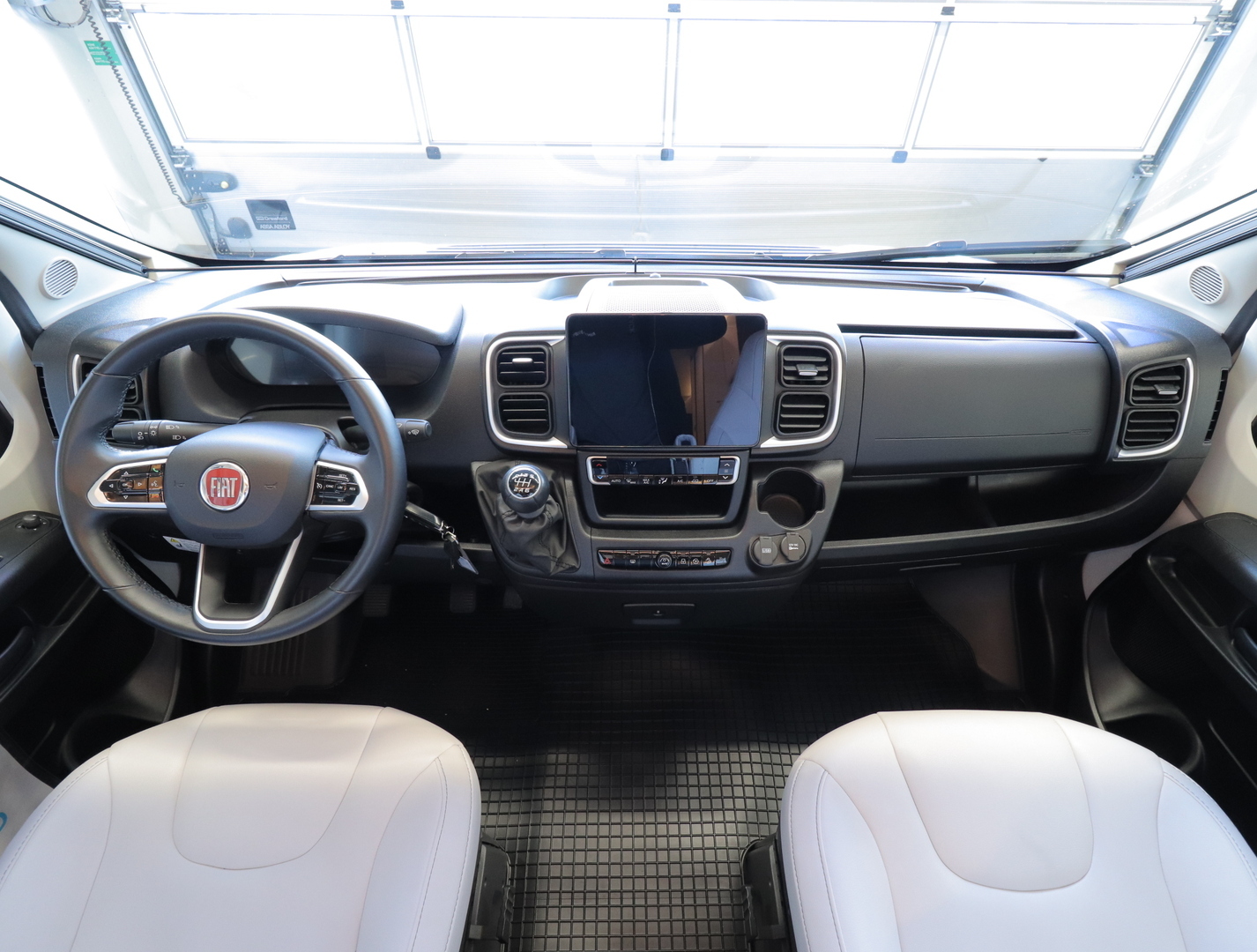 BÜRSTNER Eliseo 600 2024