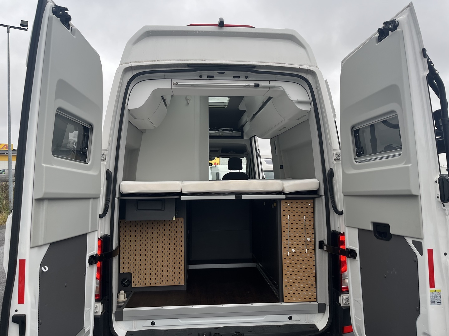 VOLKSWAGEN GRAND CALIFORNIA 600 2022