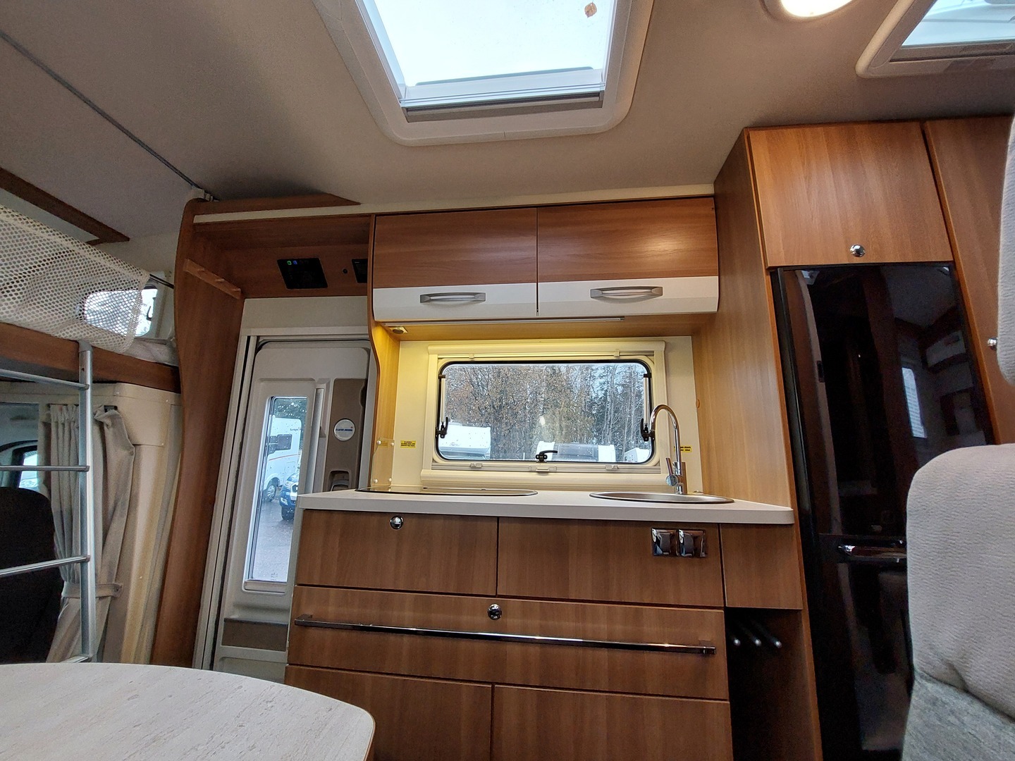 EURA MOBIL Activa One 690 HB 2017