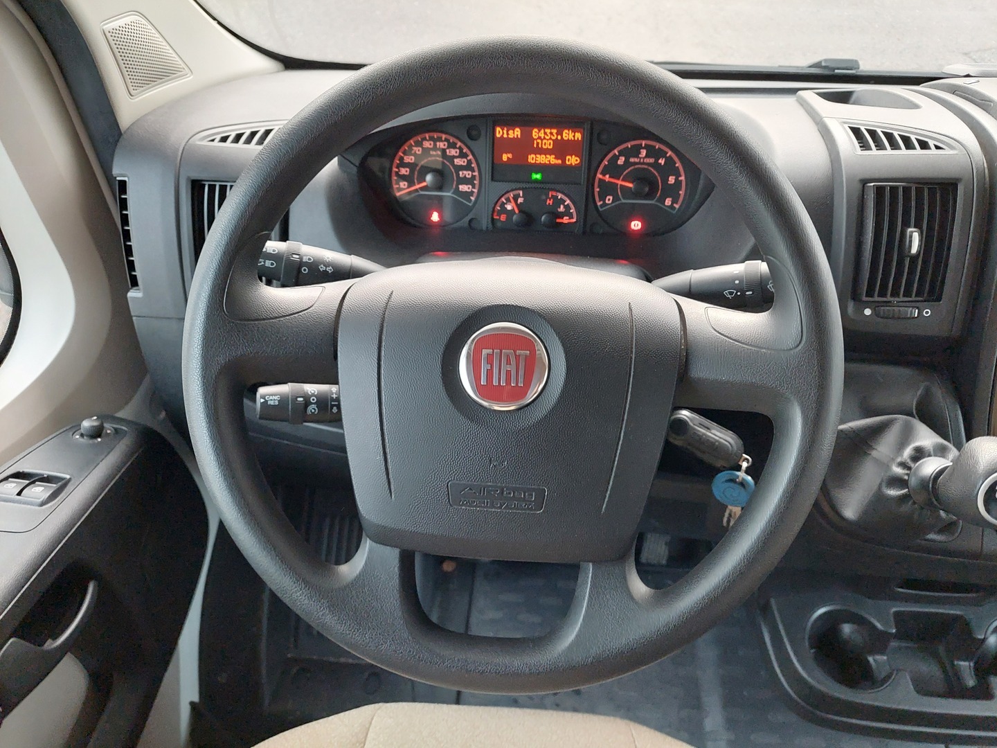 EURA MOBIL Activa One 690 HB 2017