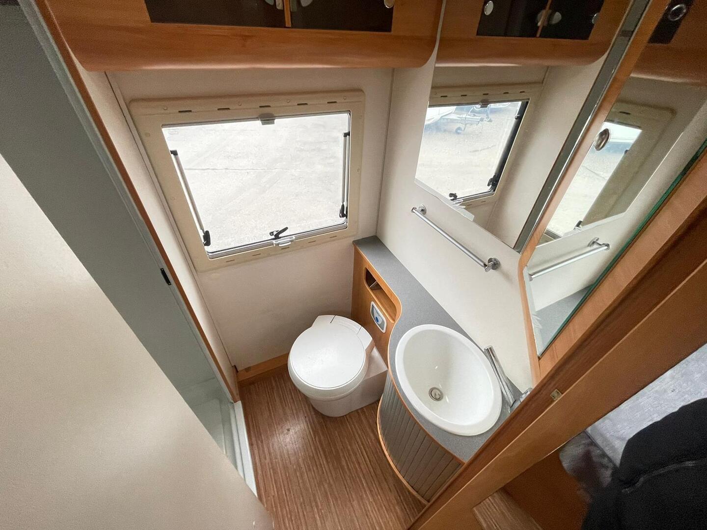 ADRIA Coral Plus 680 ST 2011