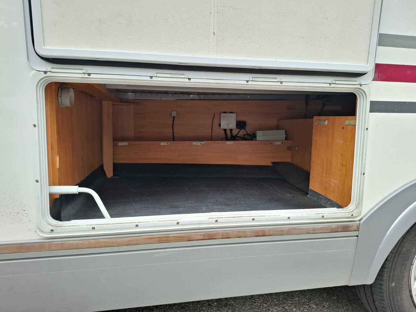 ADRIA Coral Plus 680 ST 2011