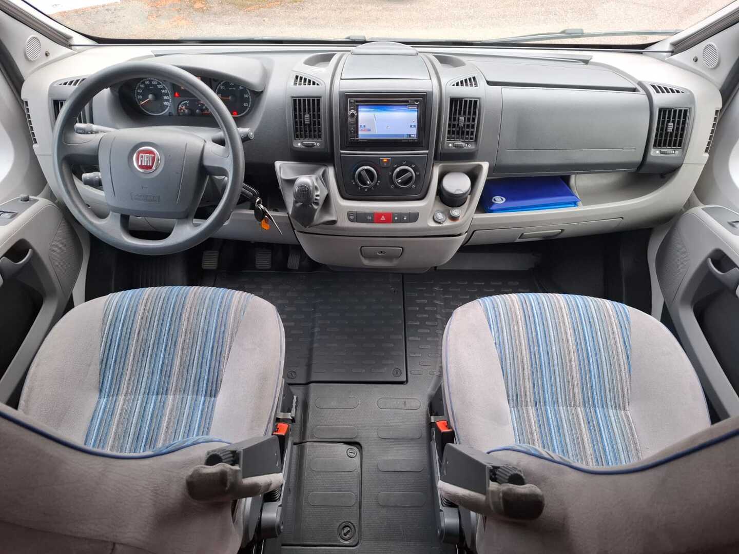 ADRIA Coral Plus 680 ST 2011