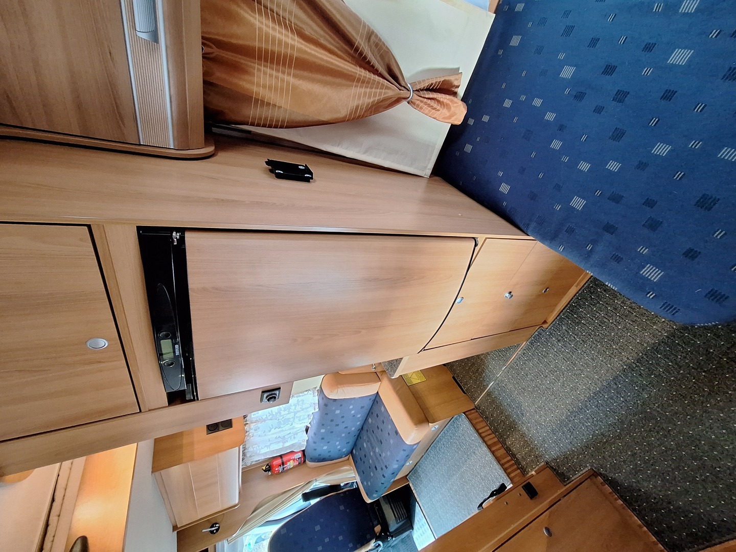 DETHLEFFS Globe 4 2011