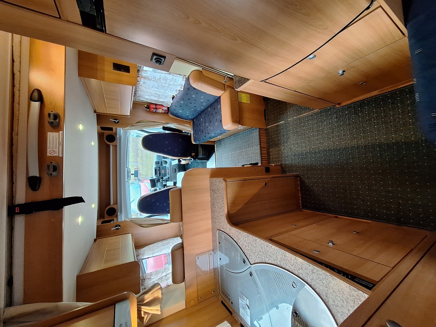 DETHLEFFS Globe 4 2011