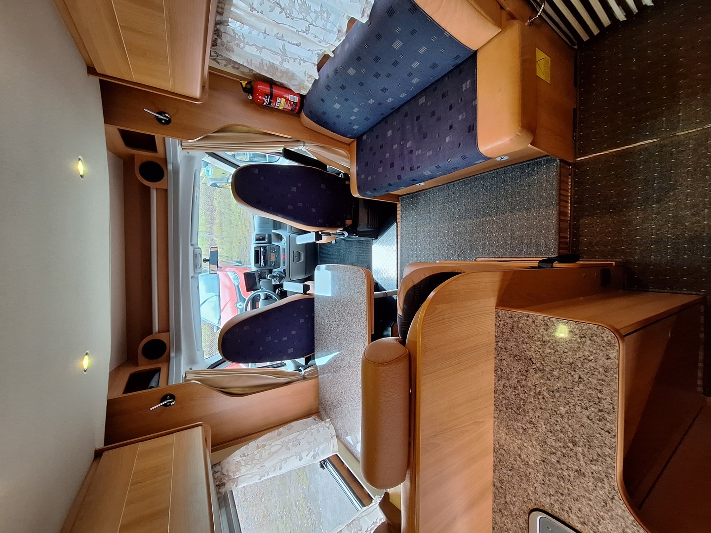 DETHLEFFS Globe 4 2011