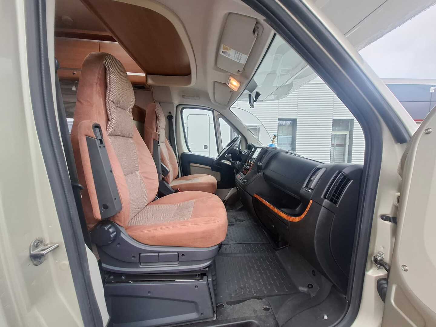 BÜRSTNER ARGOS A 650 2012