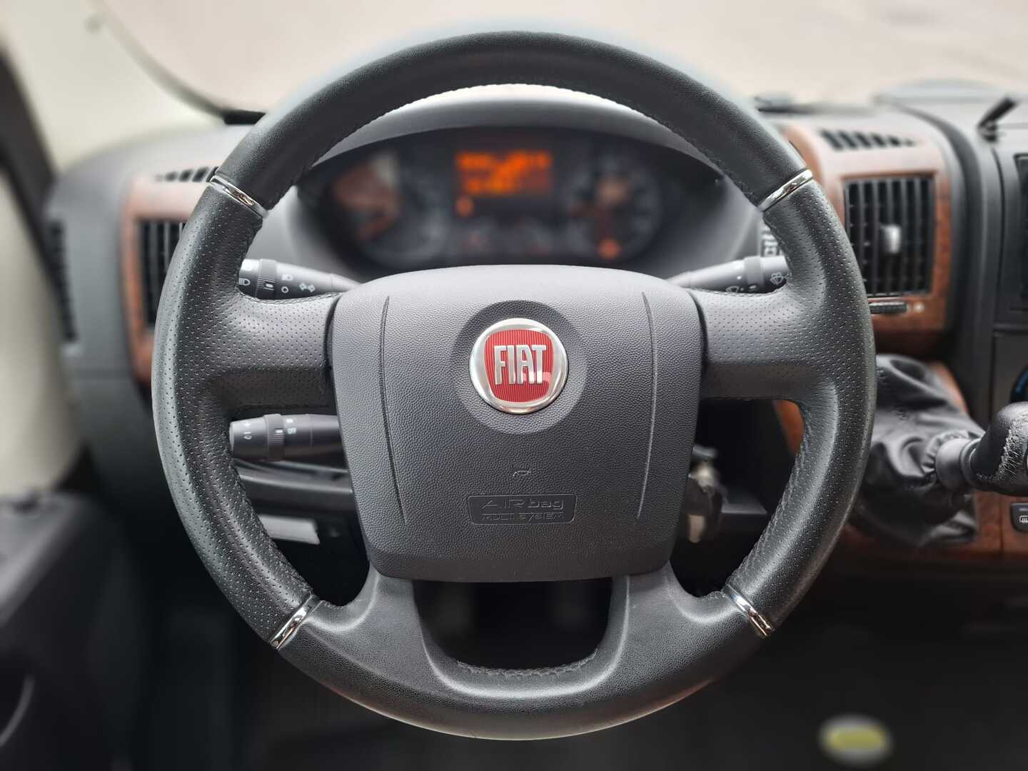 BÜRSTNER Ixeo Time T 695 Moonlight 2012