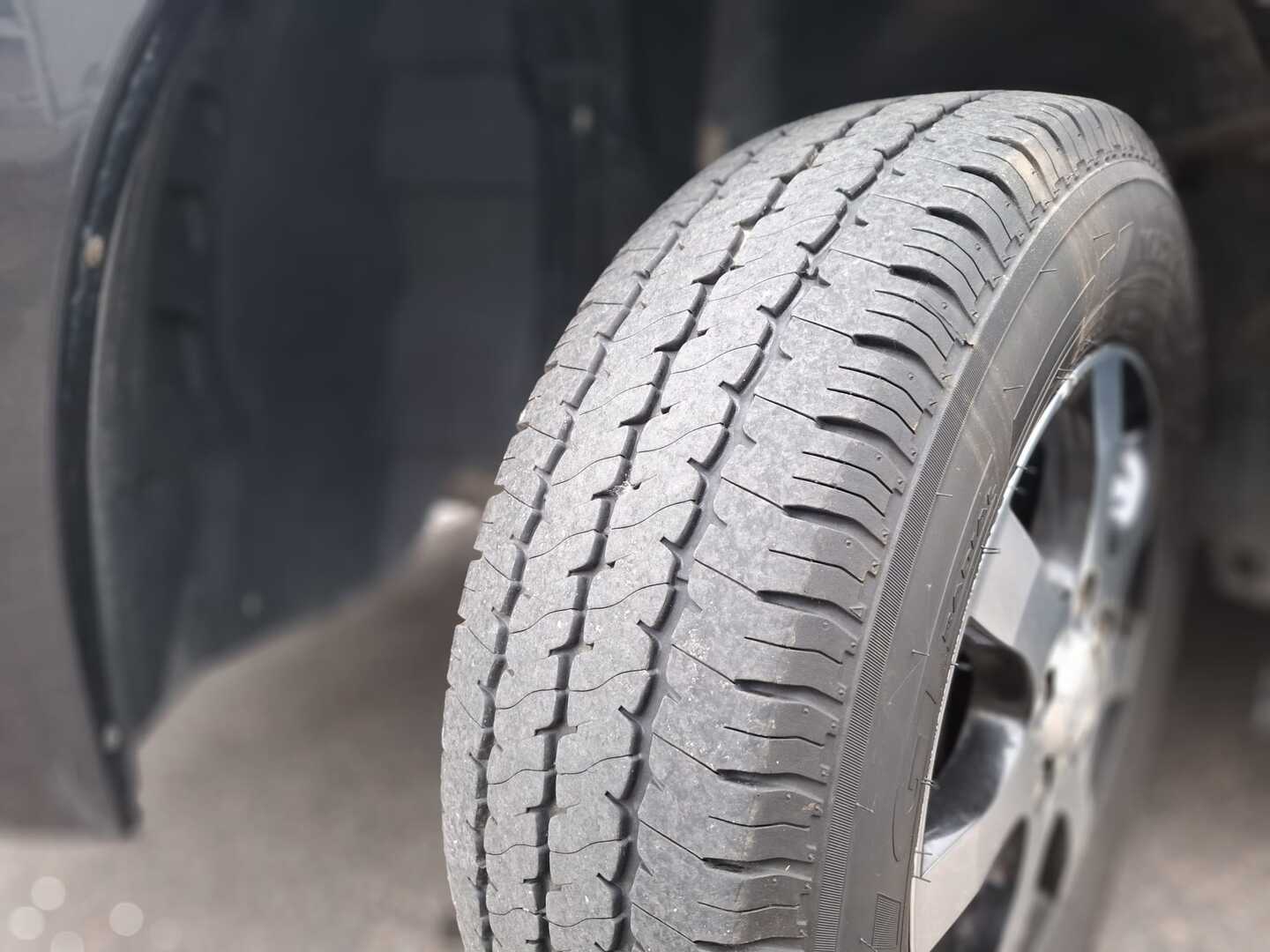 BÜRSTNER Ixeo Time T 695 Moonlight 2012