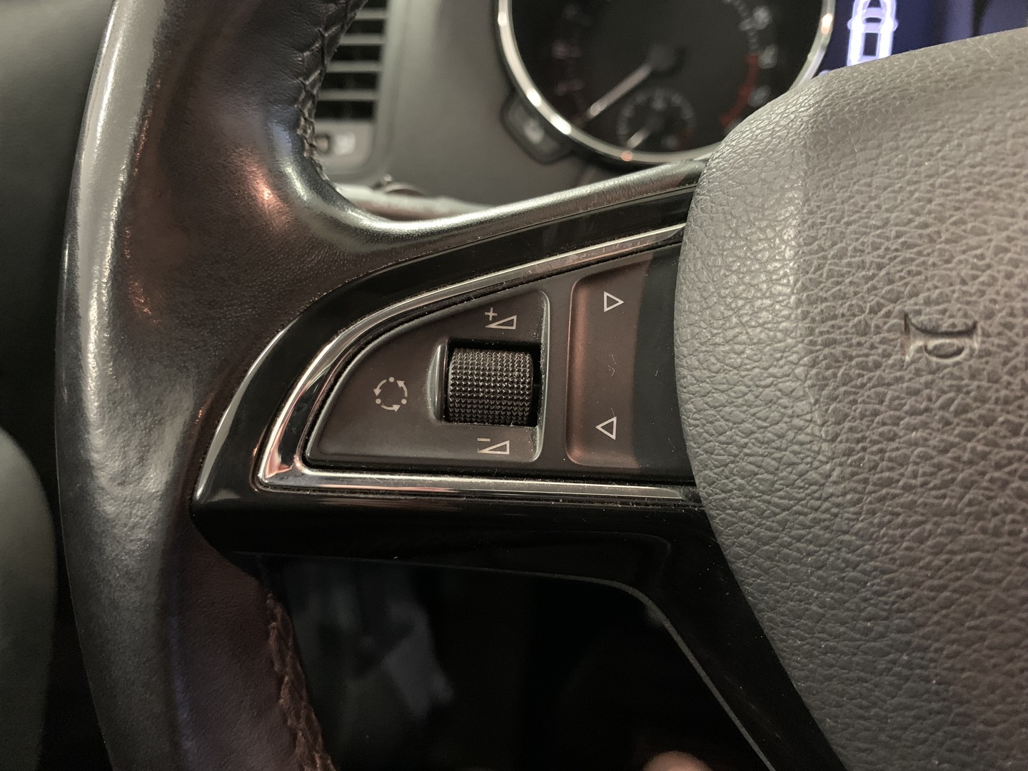 SKODA Yeti 2014
