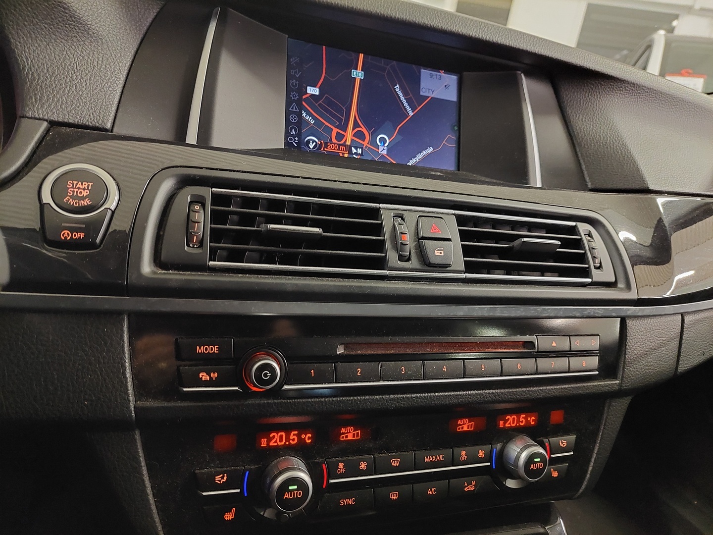 BMW 518 2013
