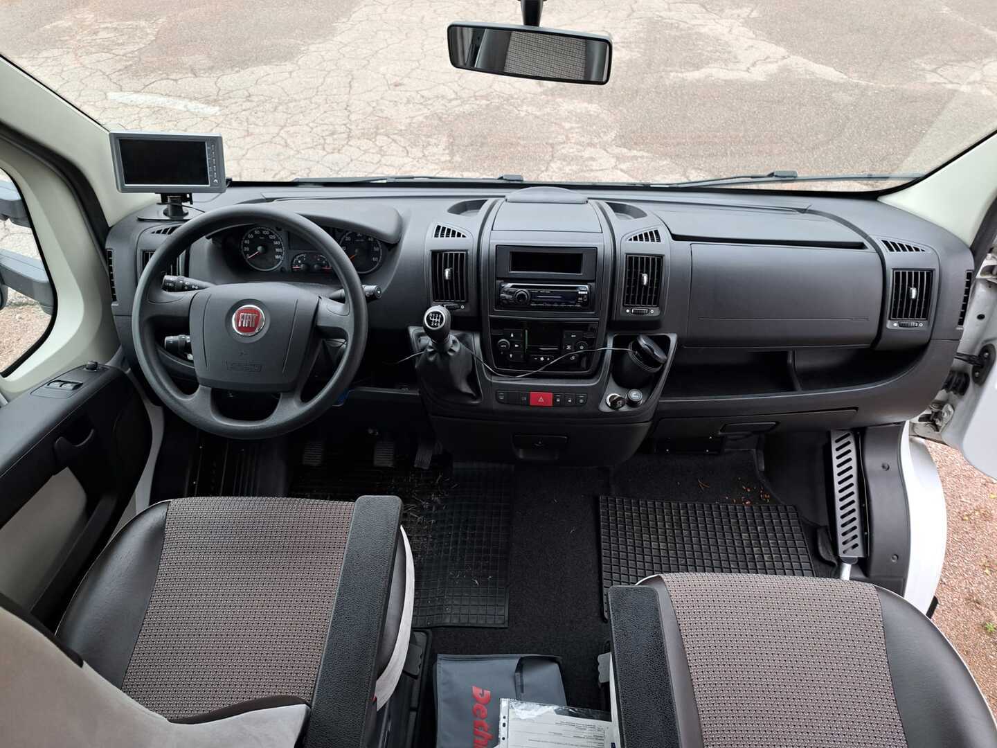 DETHLEFFS GLOBE S 2013