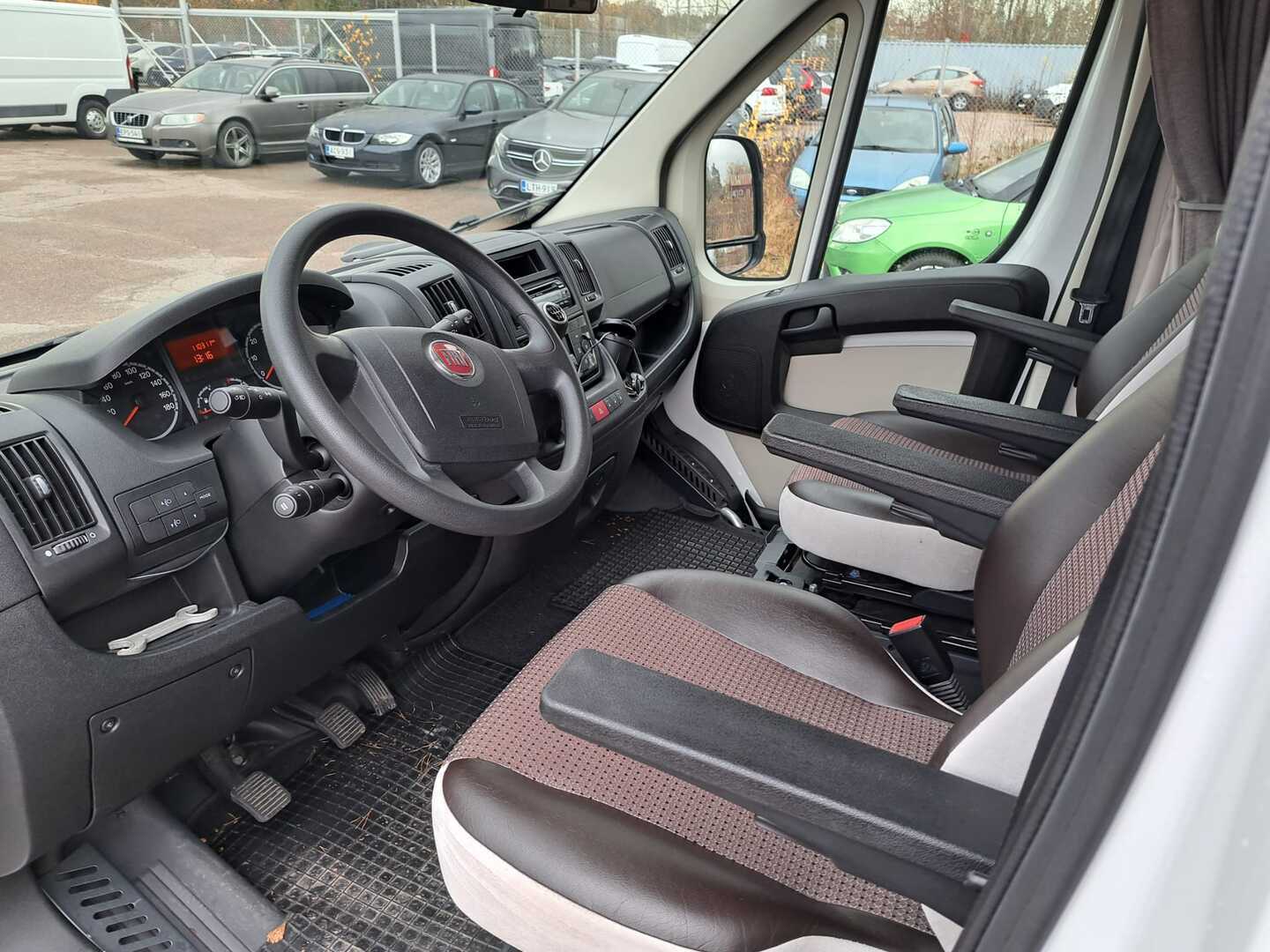 DETHLEFFS GLOBE S 2013