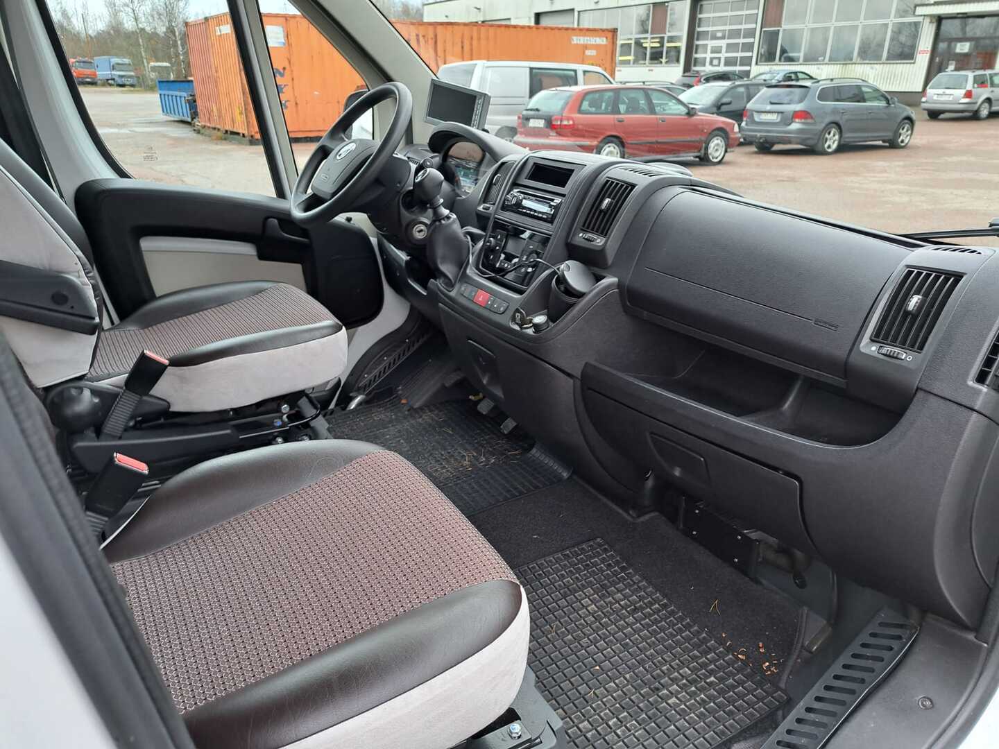 DETHLEFFS GLOBE S 2013