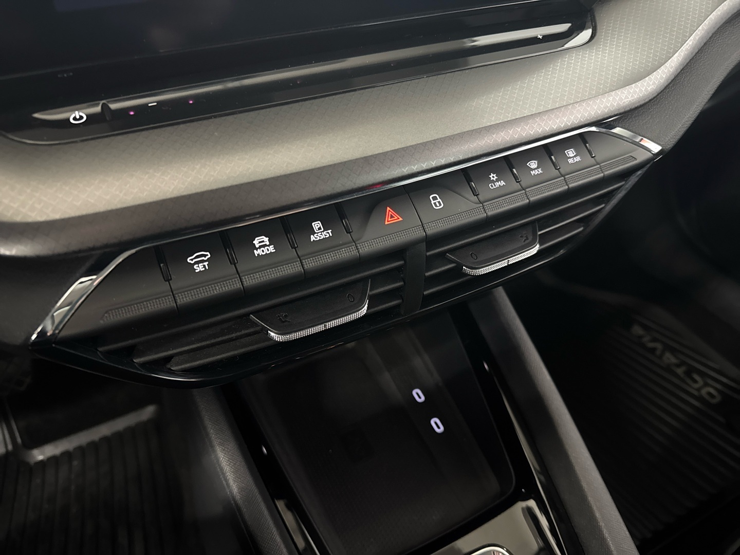 SKODA Octavia 2021