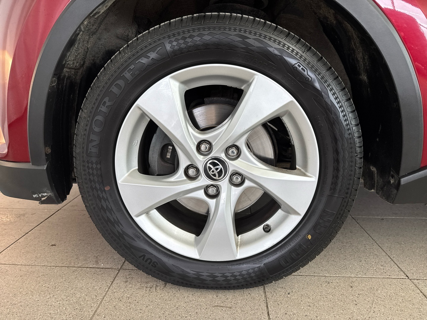 TOYOTA C-HR 2017