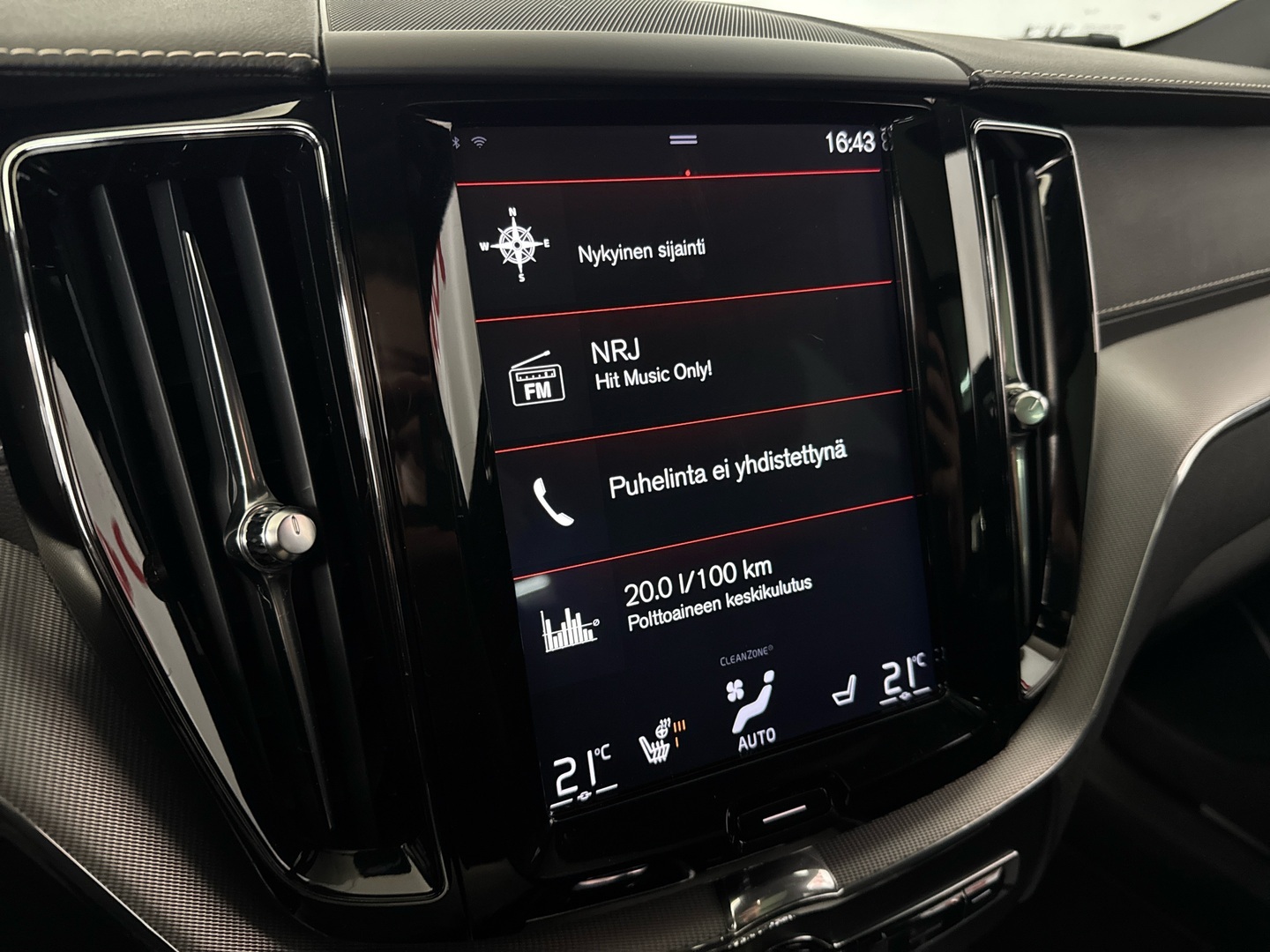 VOLVO XC60 2019