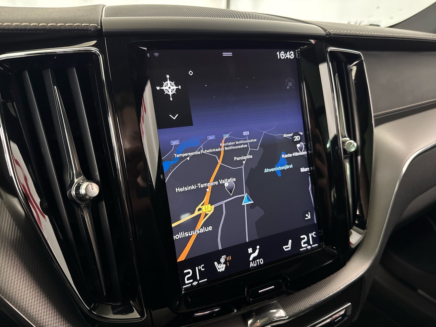 VOLVO XC60 2019