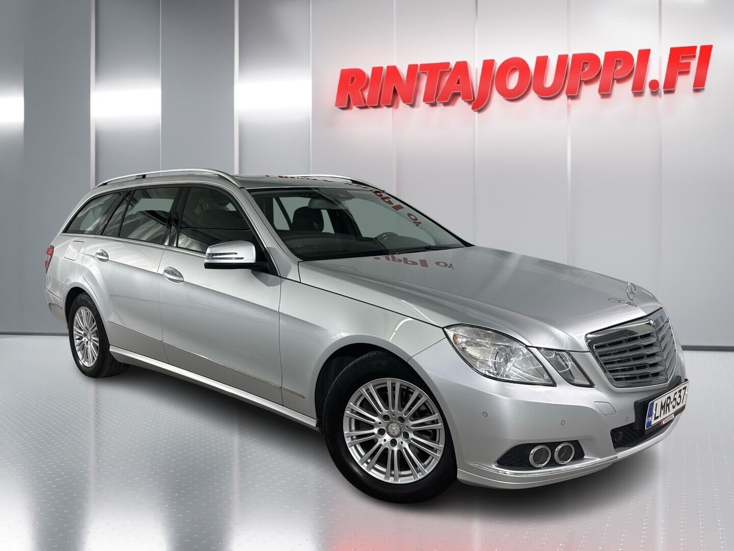 MERCEDES-BENZ E 2012