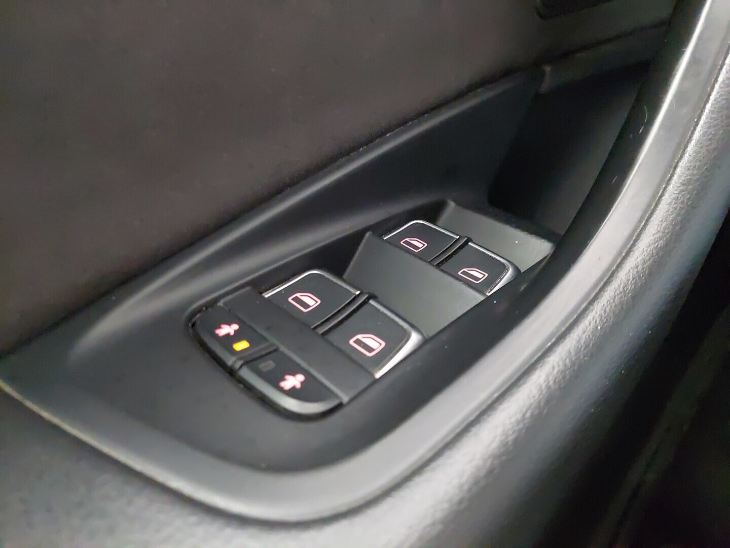 AUDI A6 2016