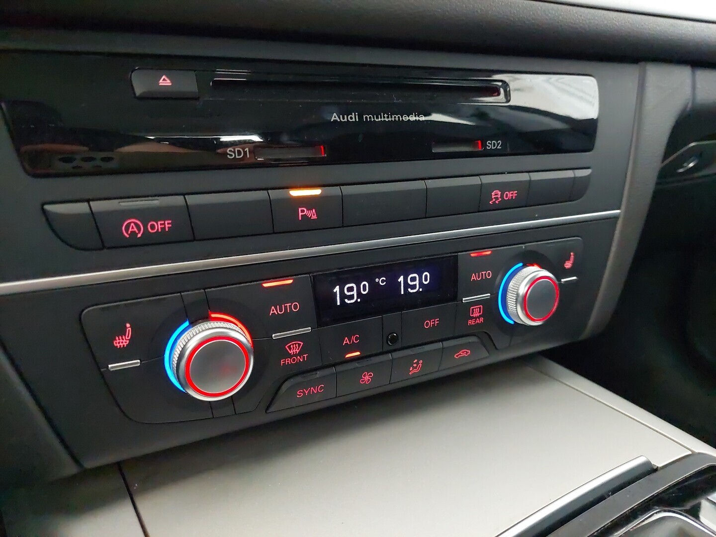 AUDI A6 2016