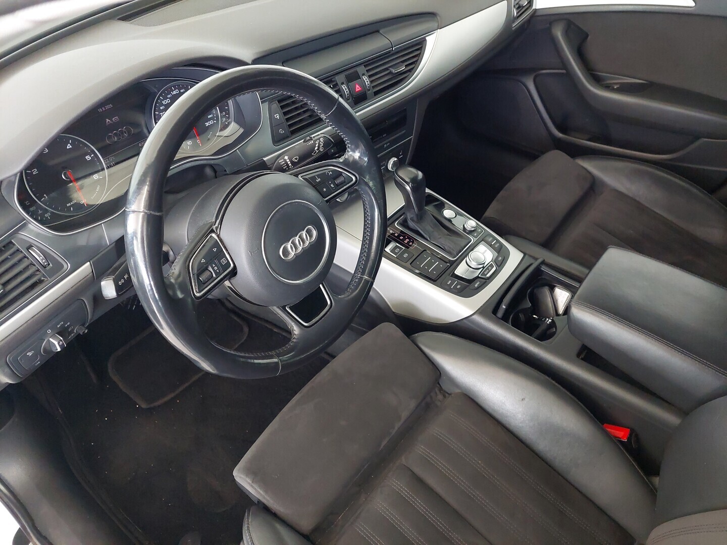 AUDI A6 2016