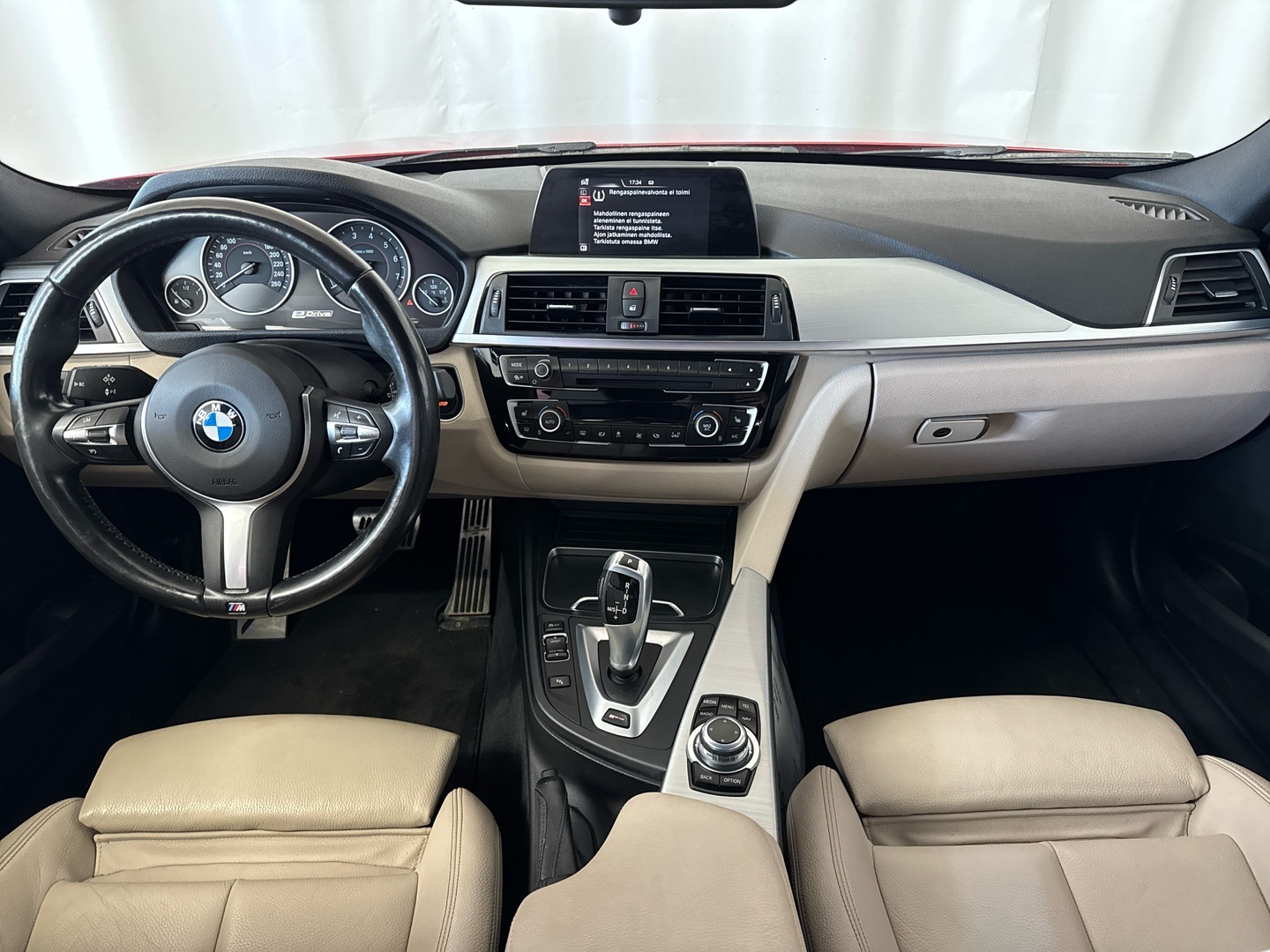 BMW 330 2017