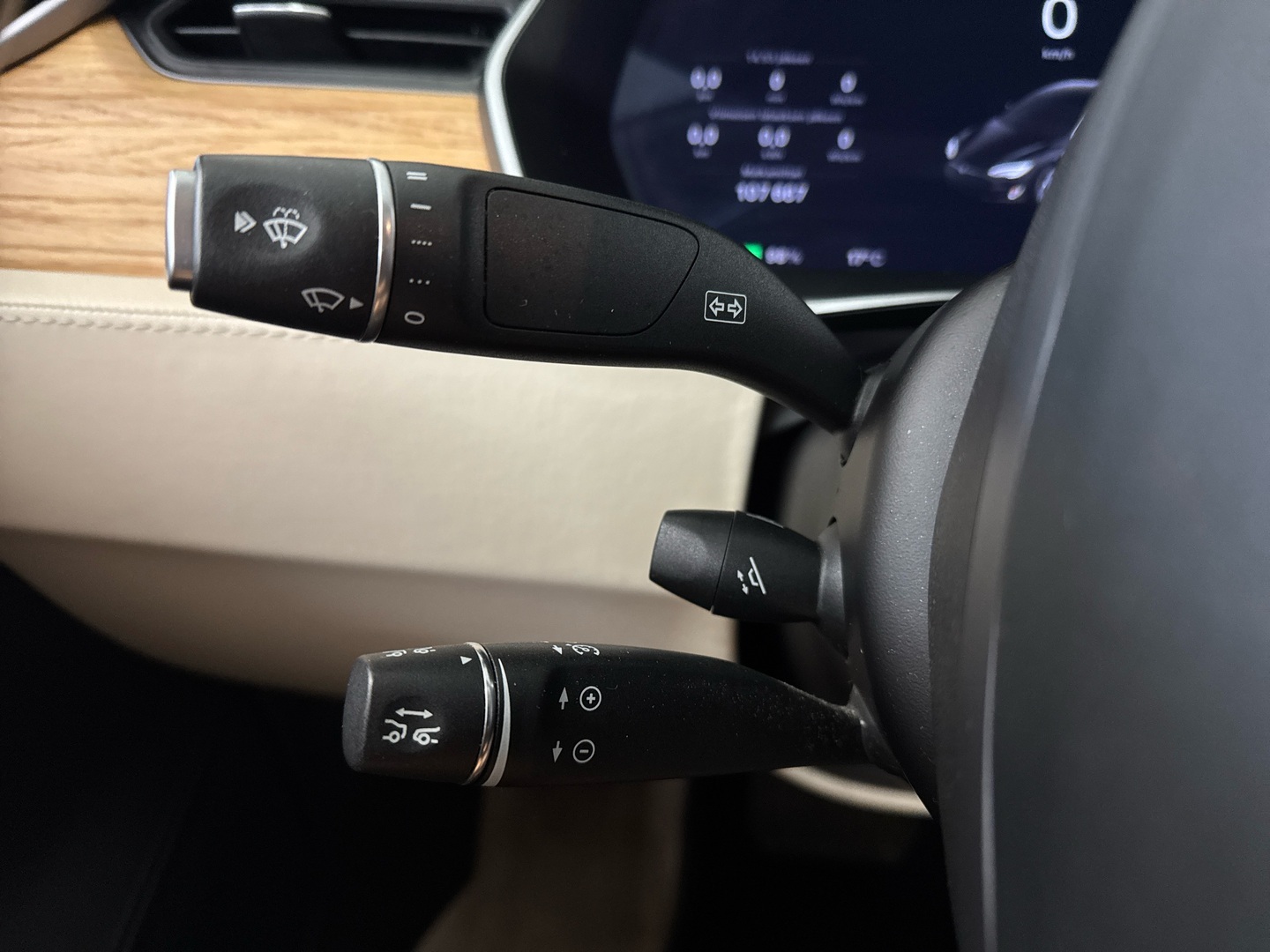 TESLA Model S 2018