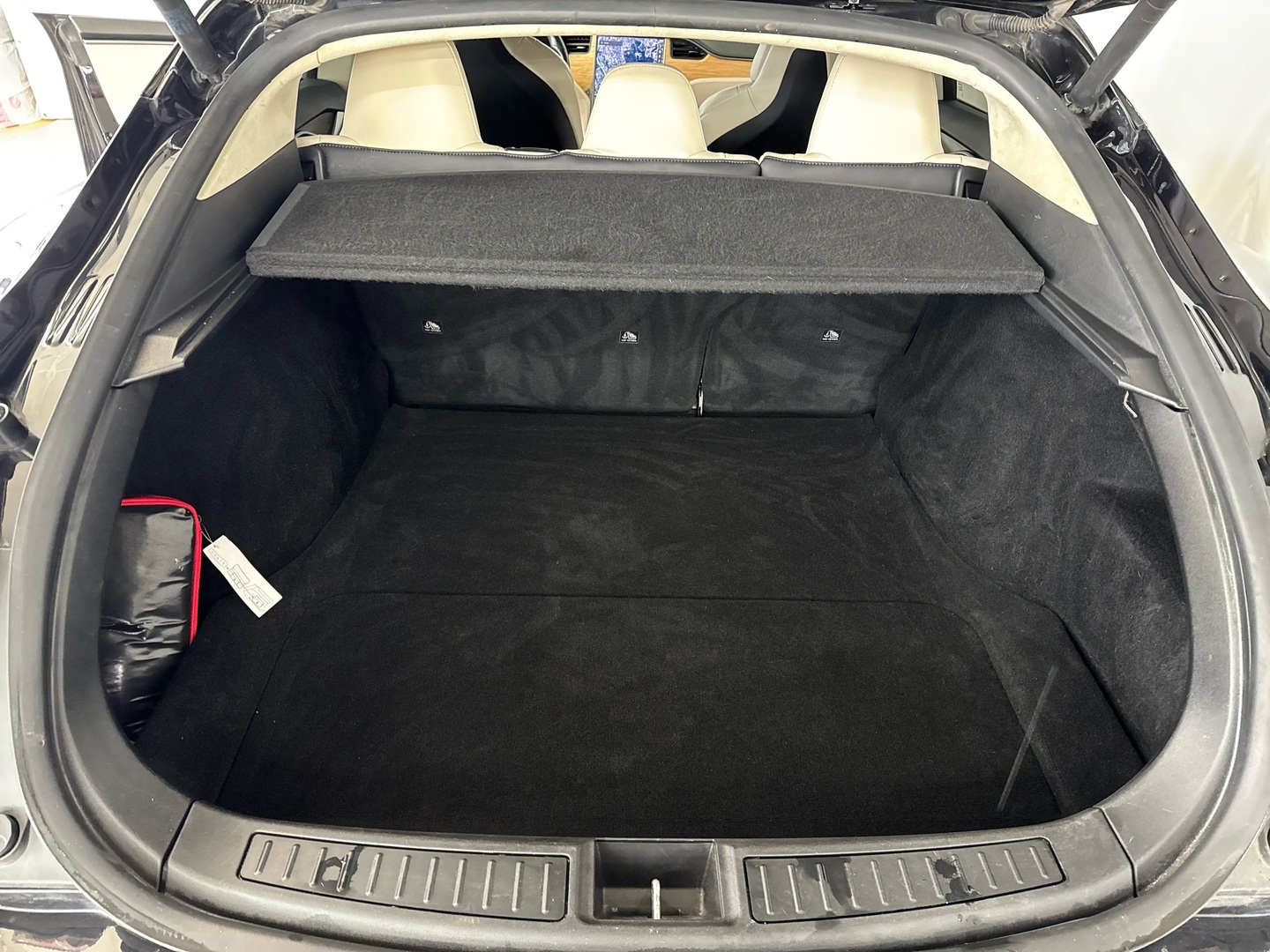 TESLA Model S 2018