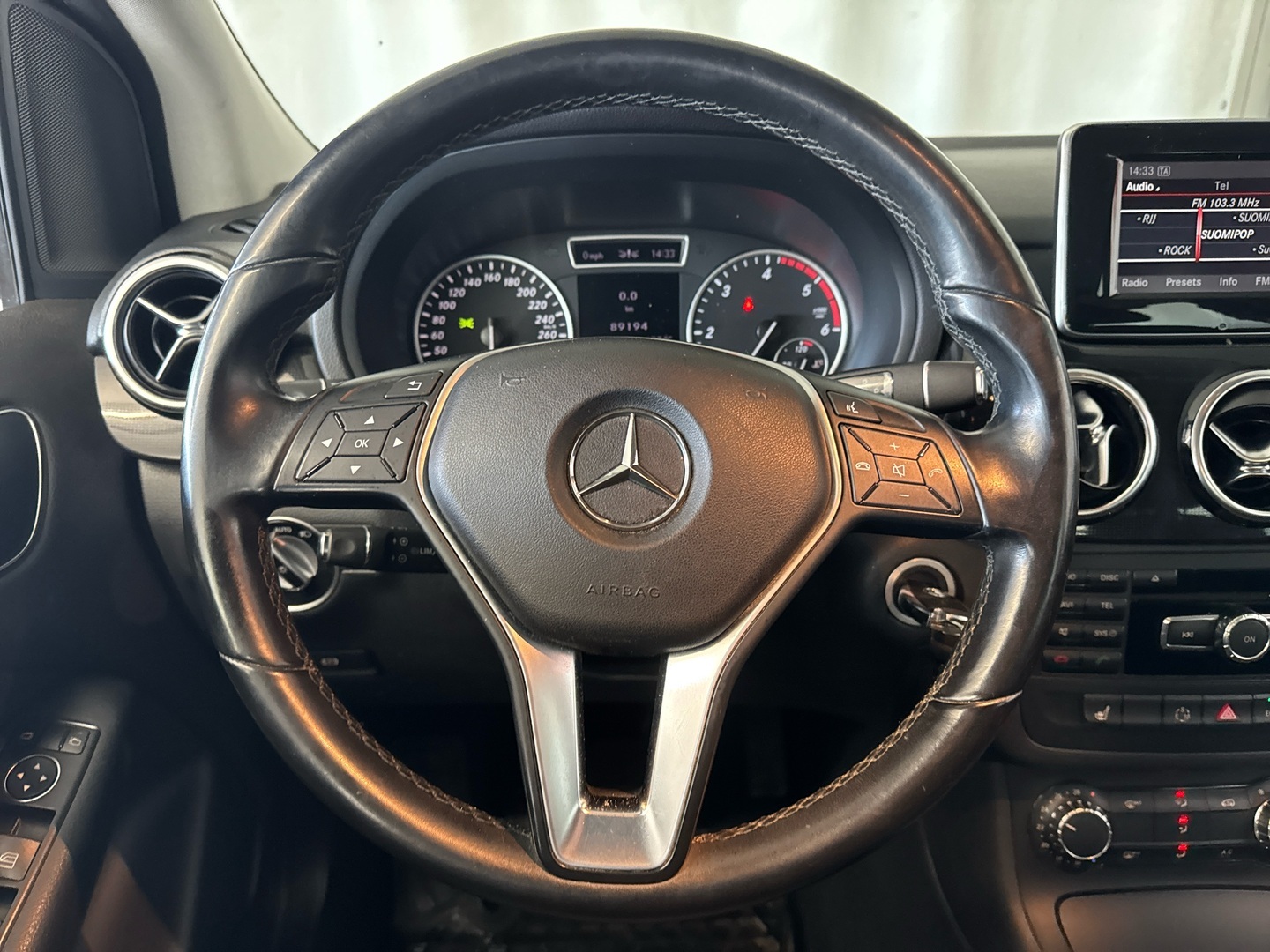 MERCEDES-BENZ B 2013