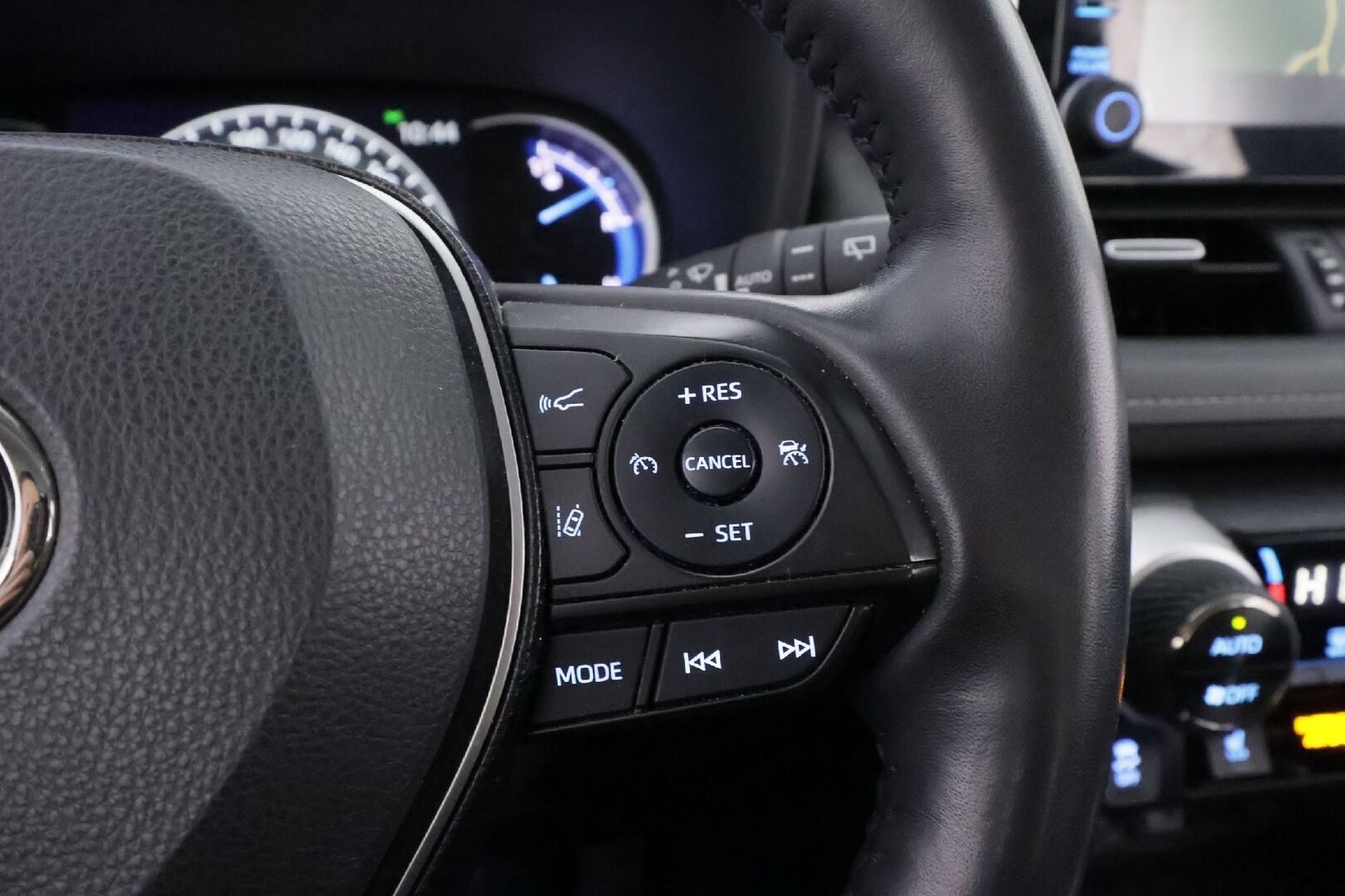 TOYOTA RAV4 2020