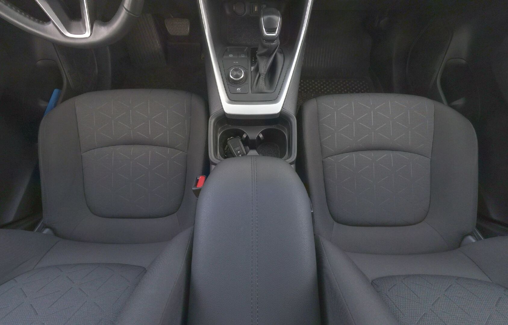 TOYOTA RAV4 2020