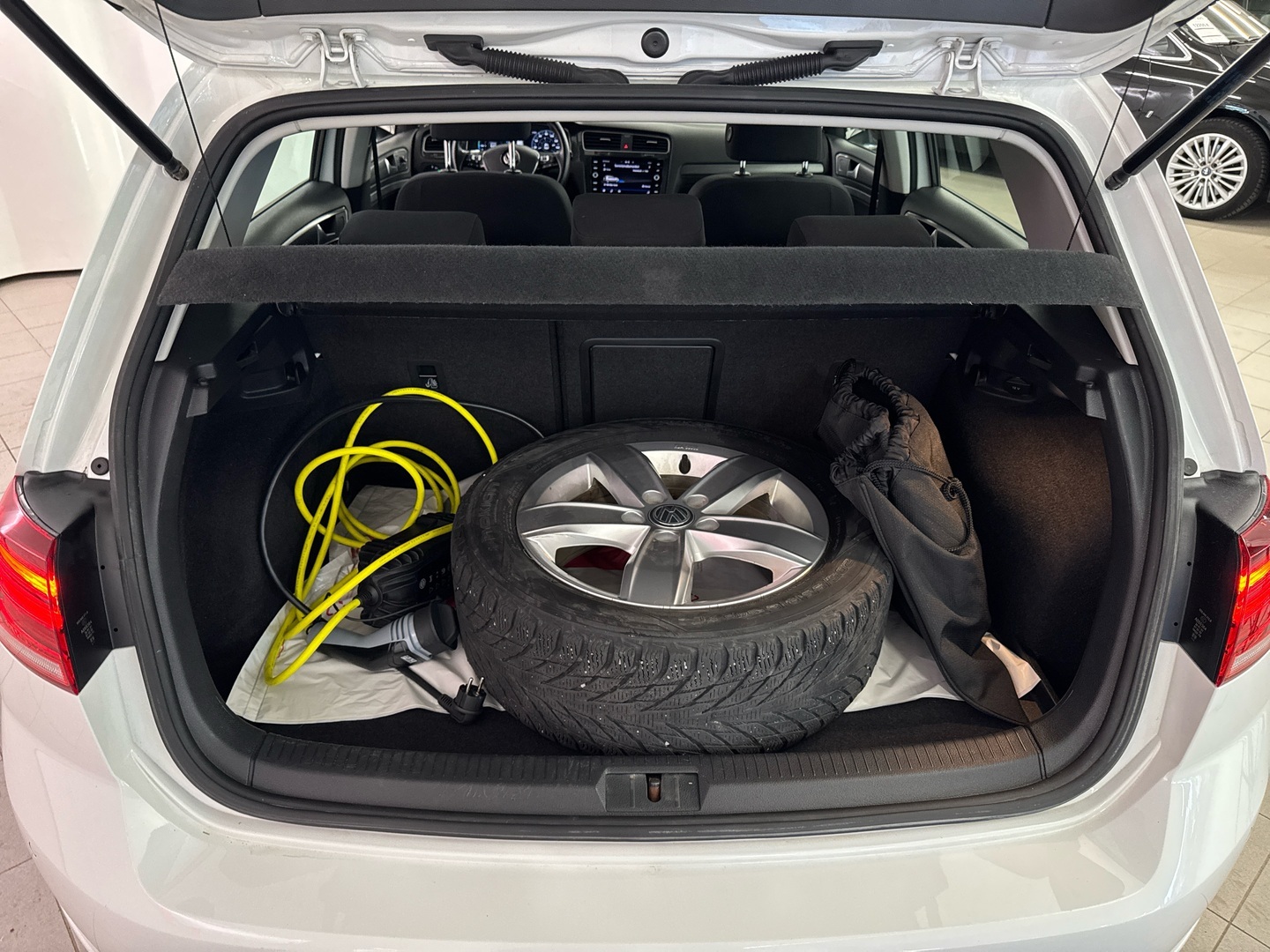 VOLKSWAGEN Golf 2019