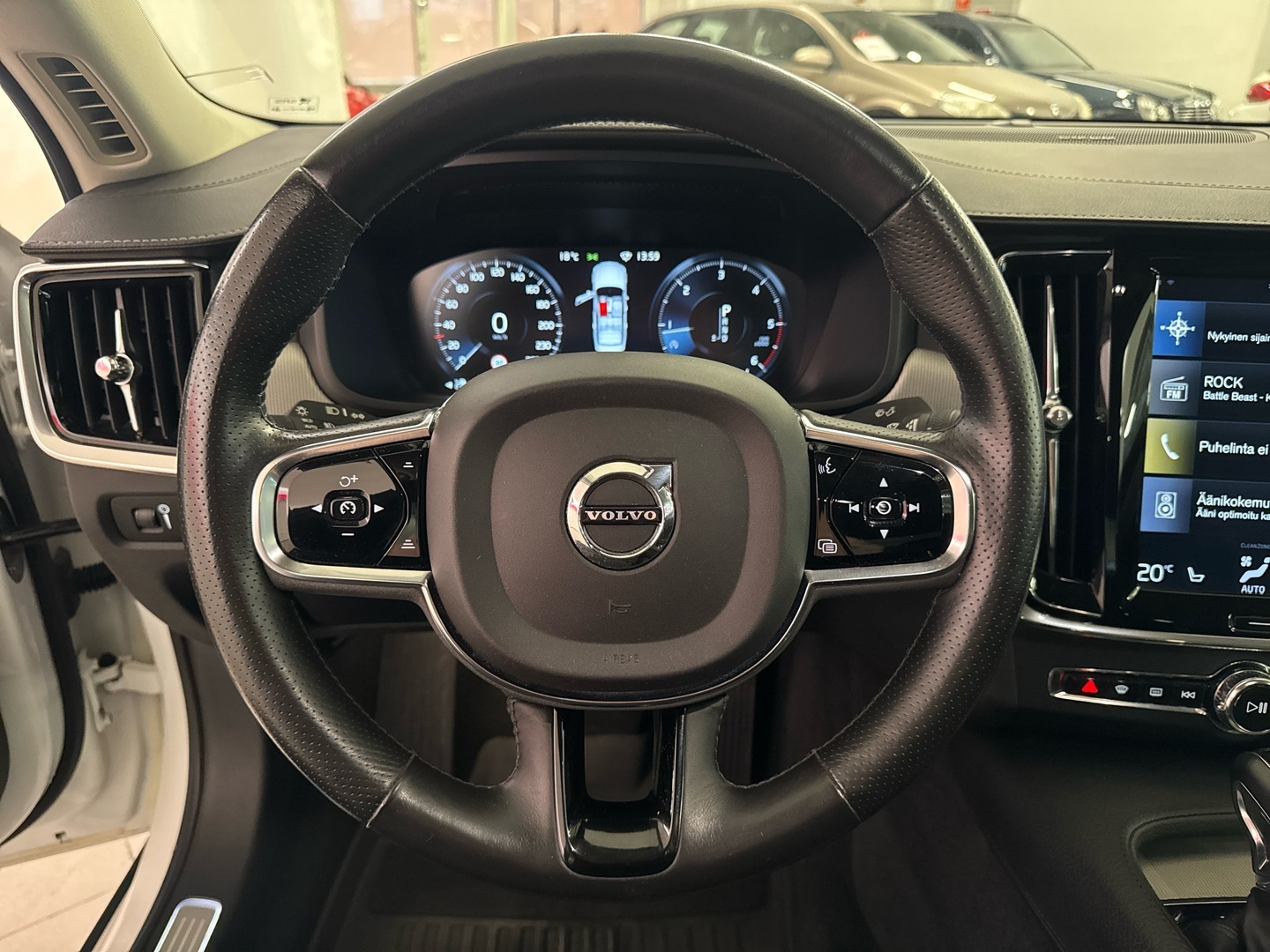 VOLVO S90 2019