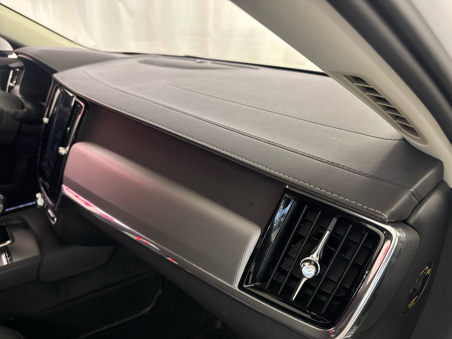 VOLVO S90 2019